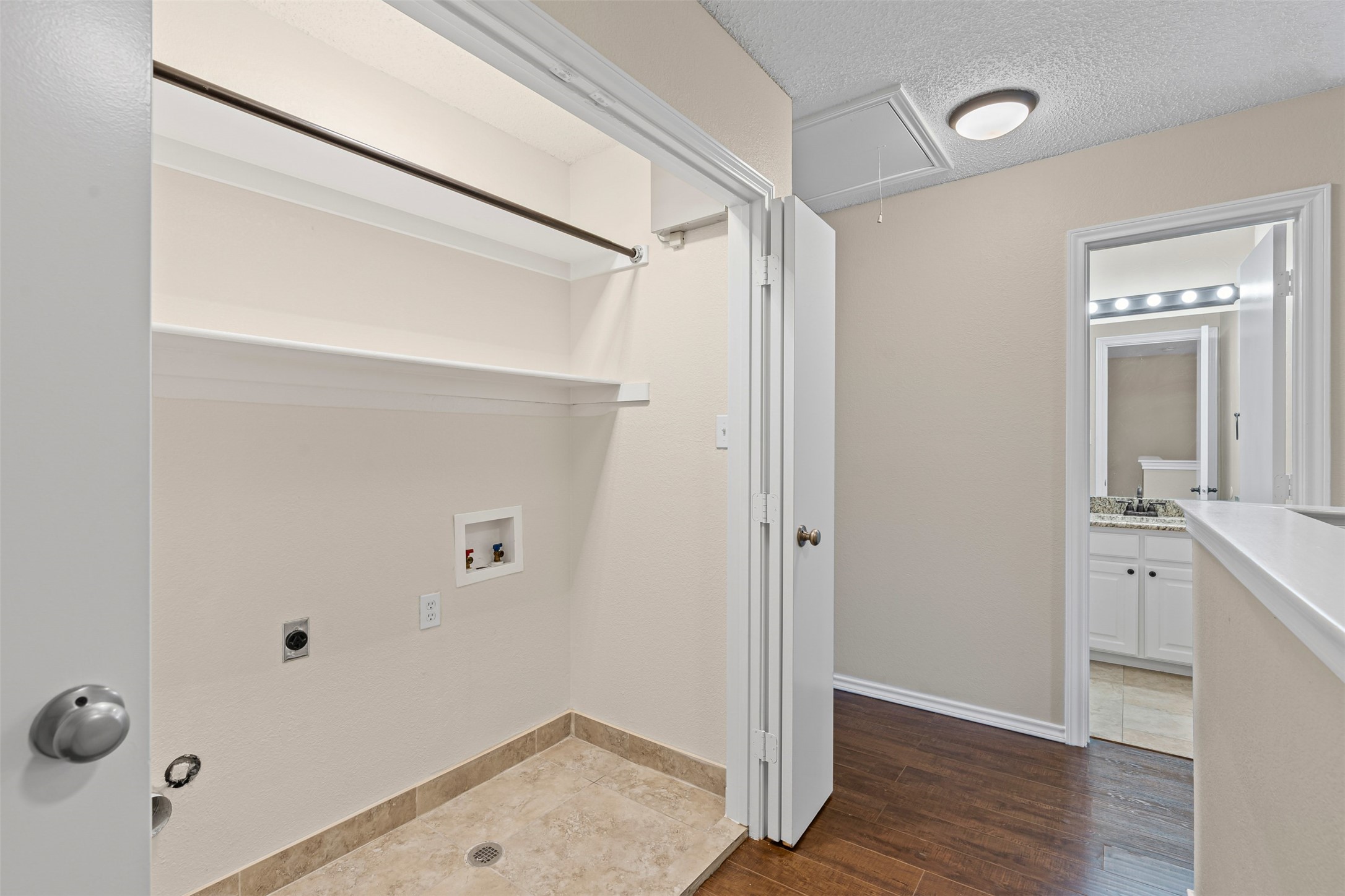 1404 Ranchview Court