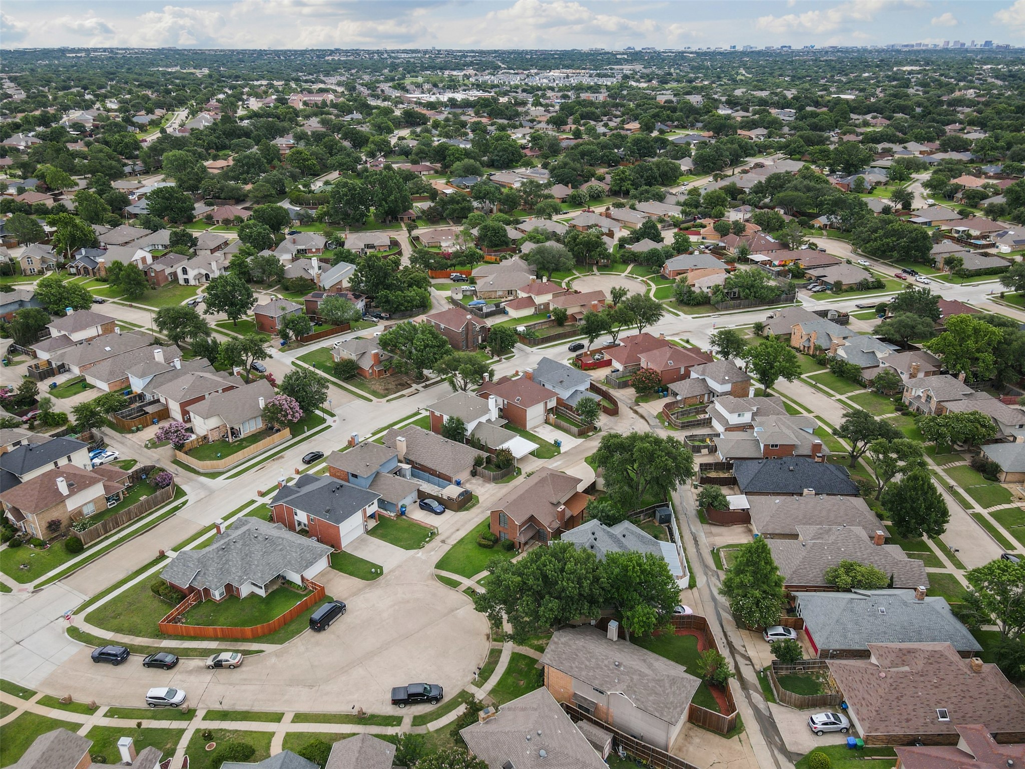 1404 Ranchview Court