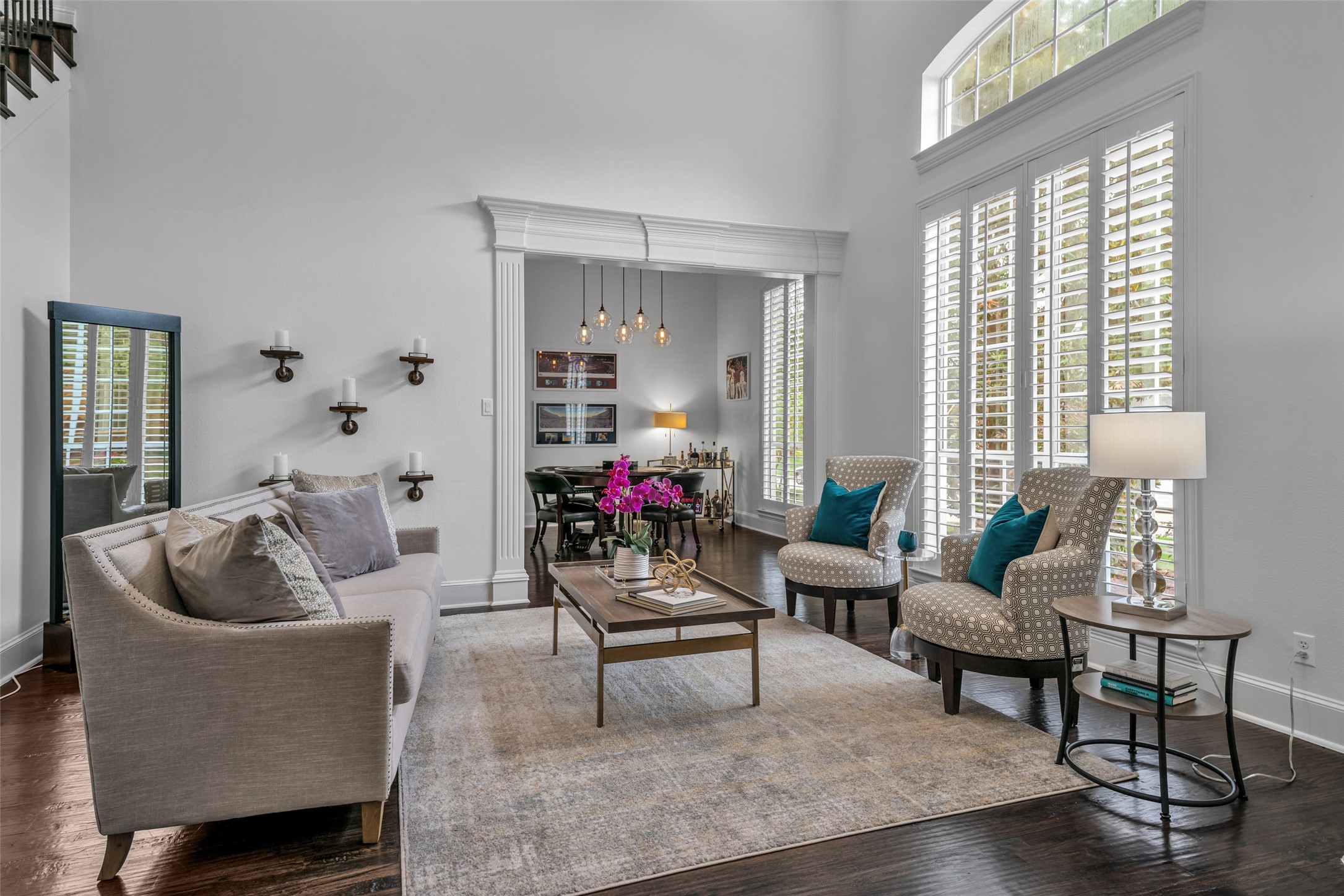 5085 Shoreline Drive