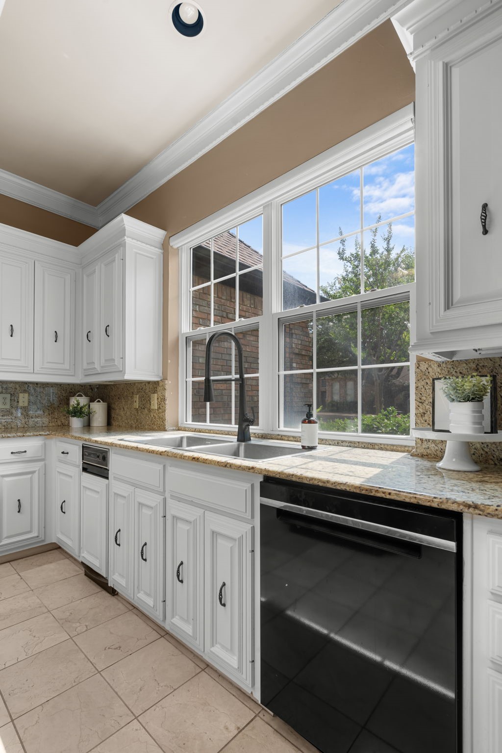 4609 Huffman Court