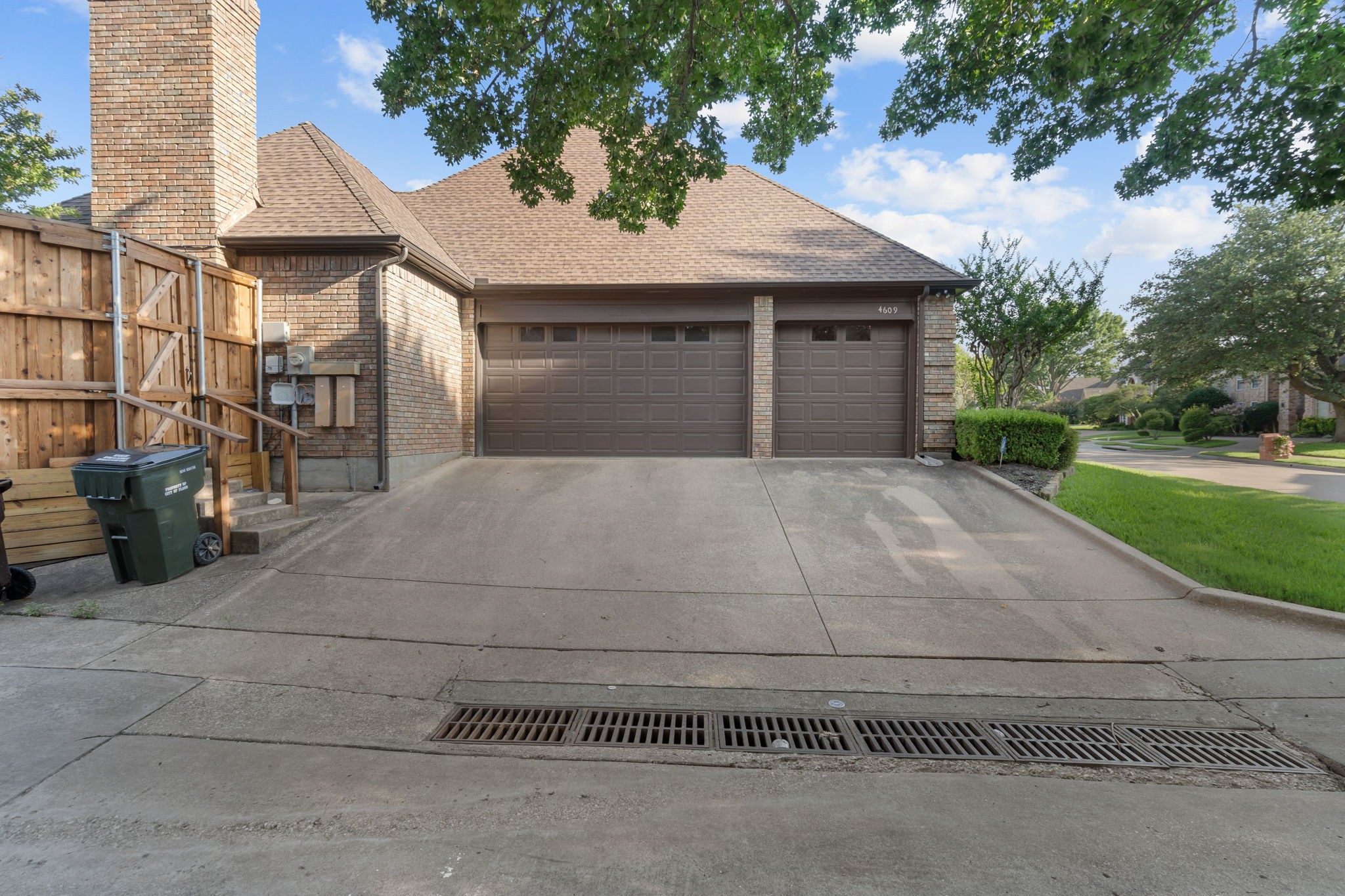 4609 Huffman Court