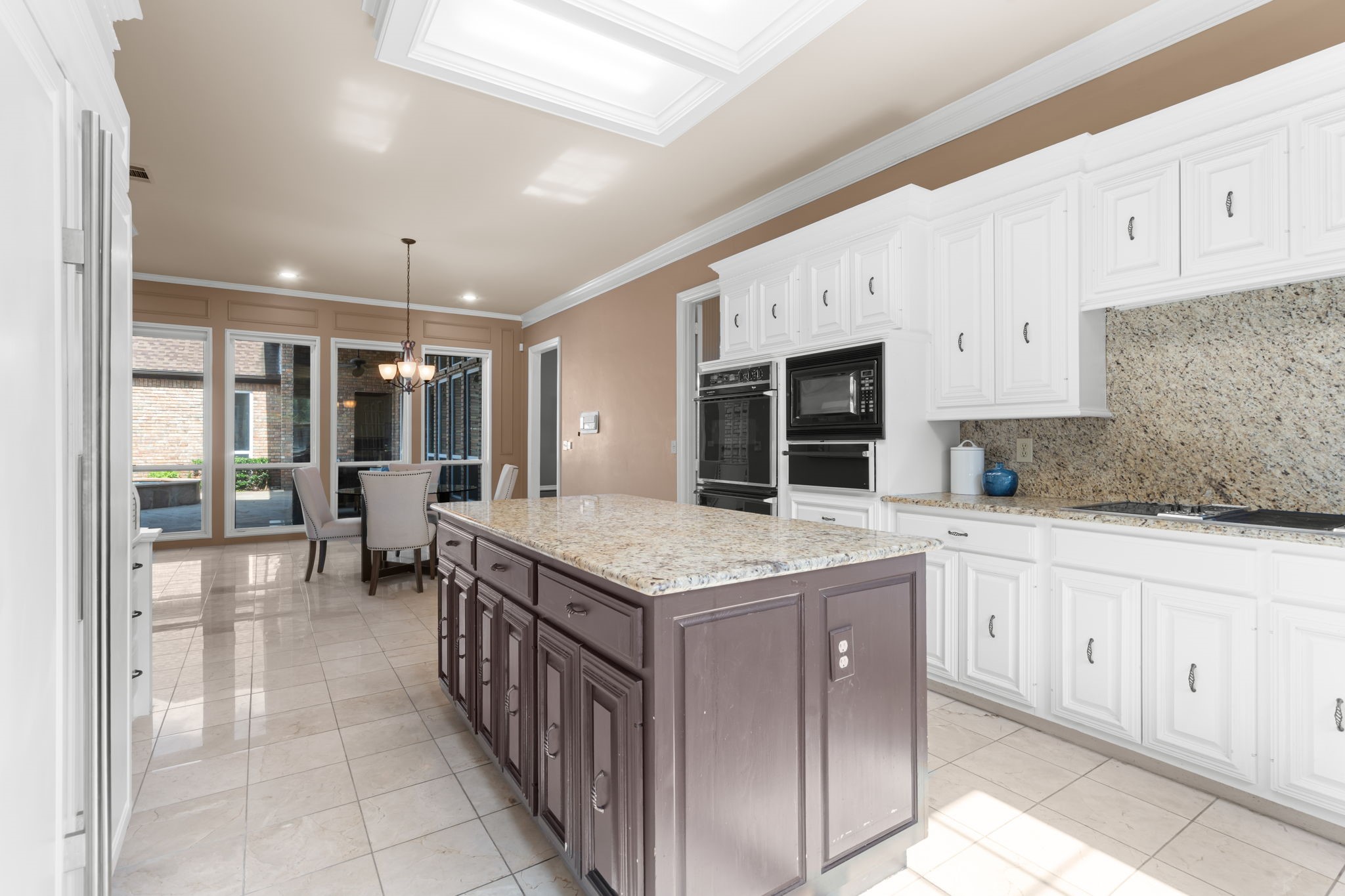 4609 Huffman Court
