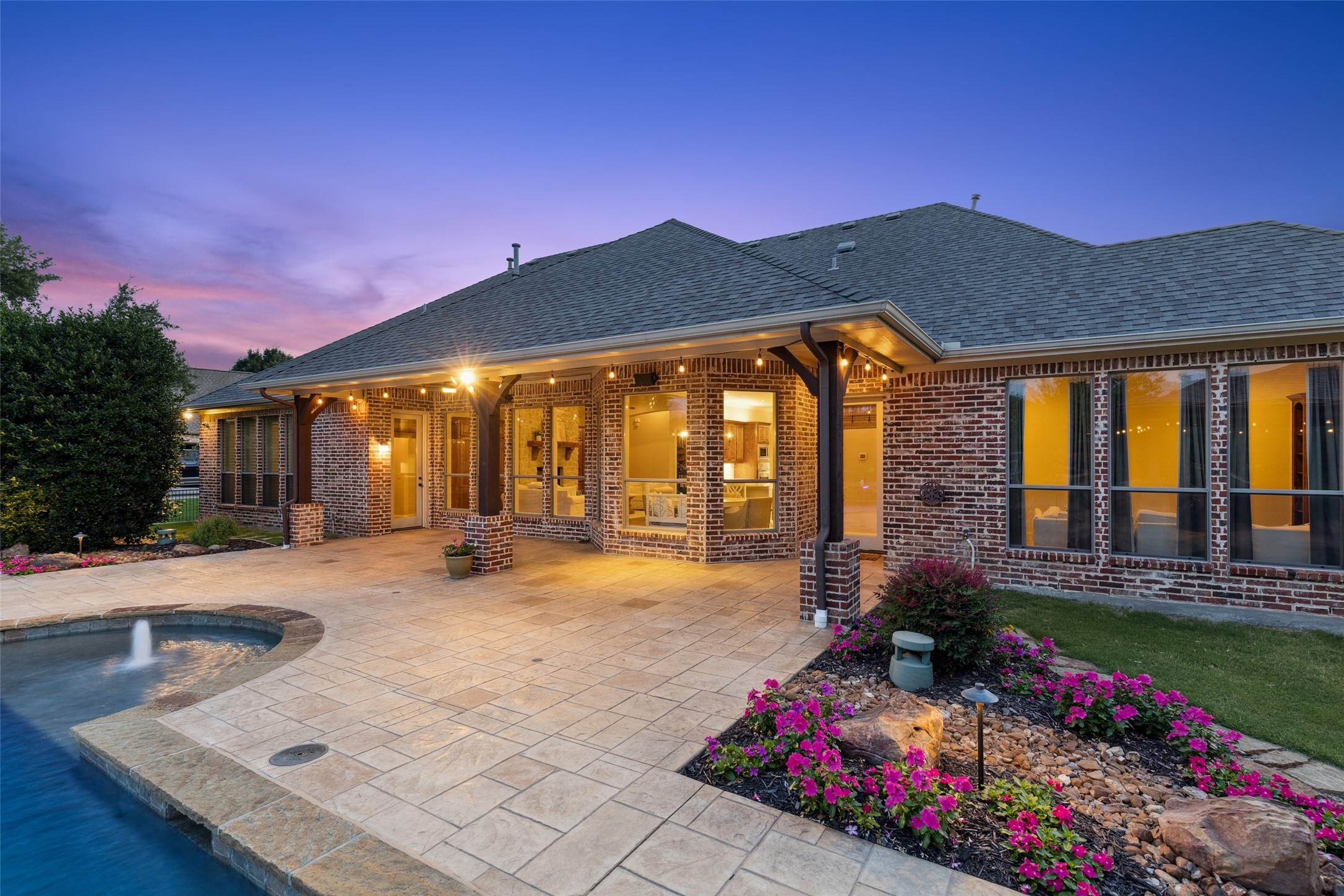 1910 Blue Forest Drive