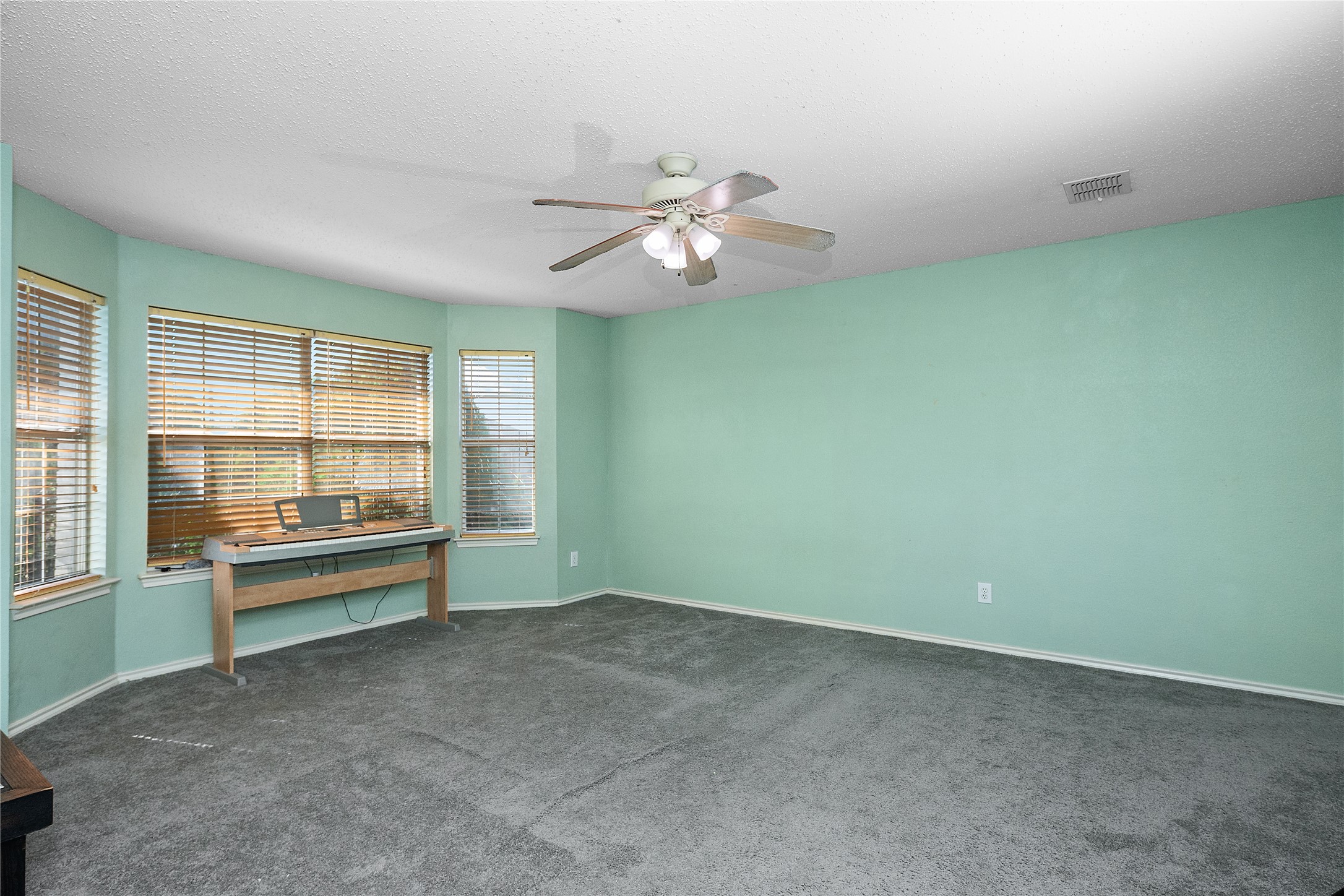 2303 Mainsail Lane