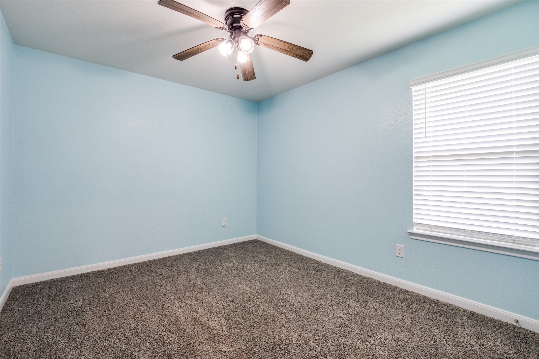 600 Spur Ridge