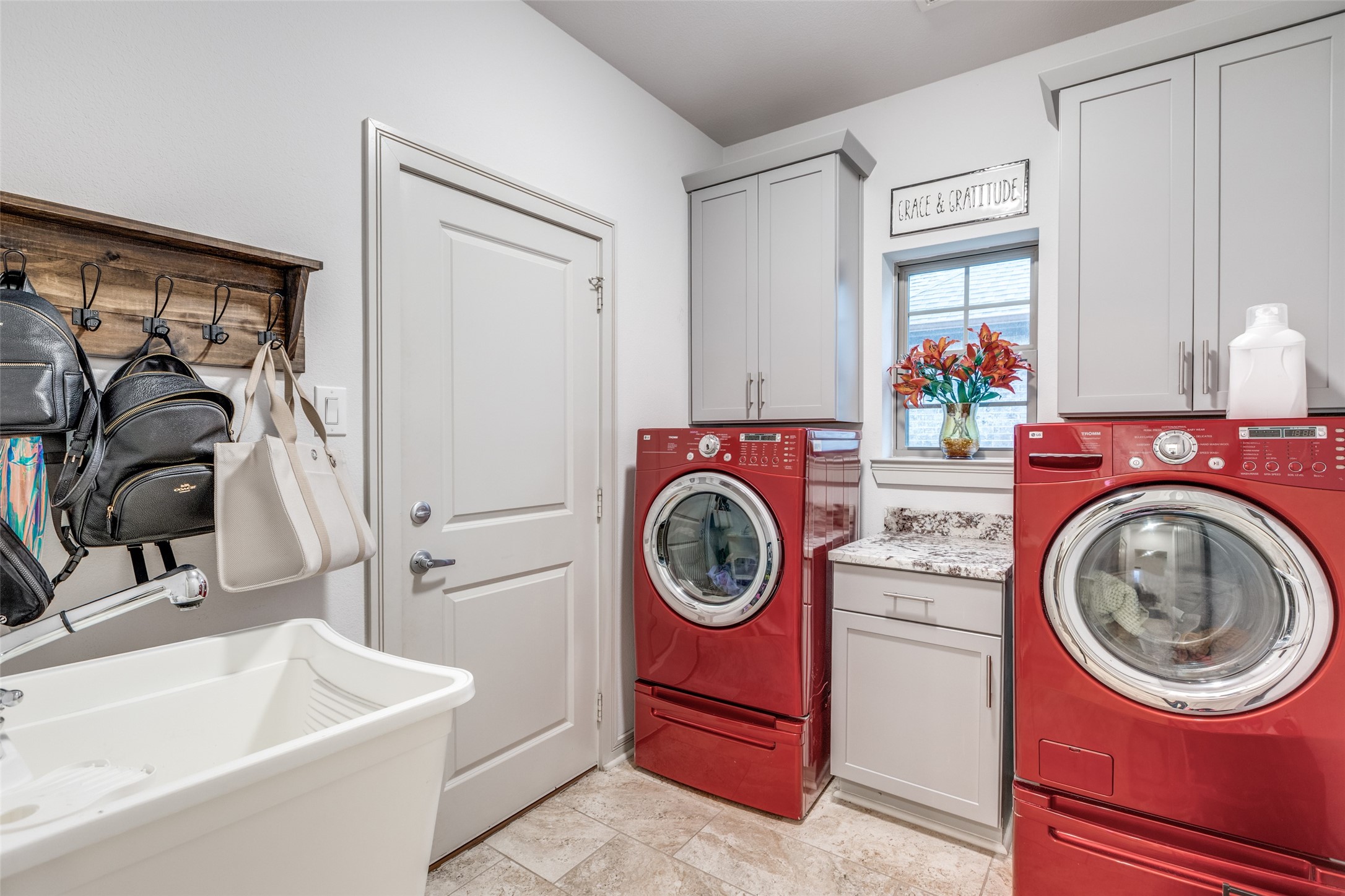 549 S Utah Drive