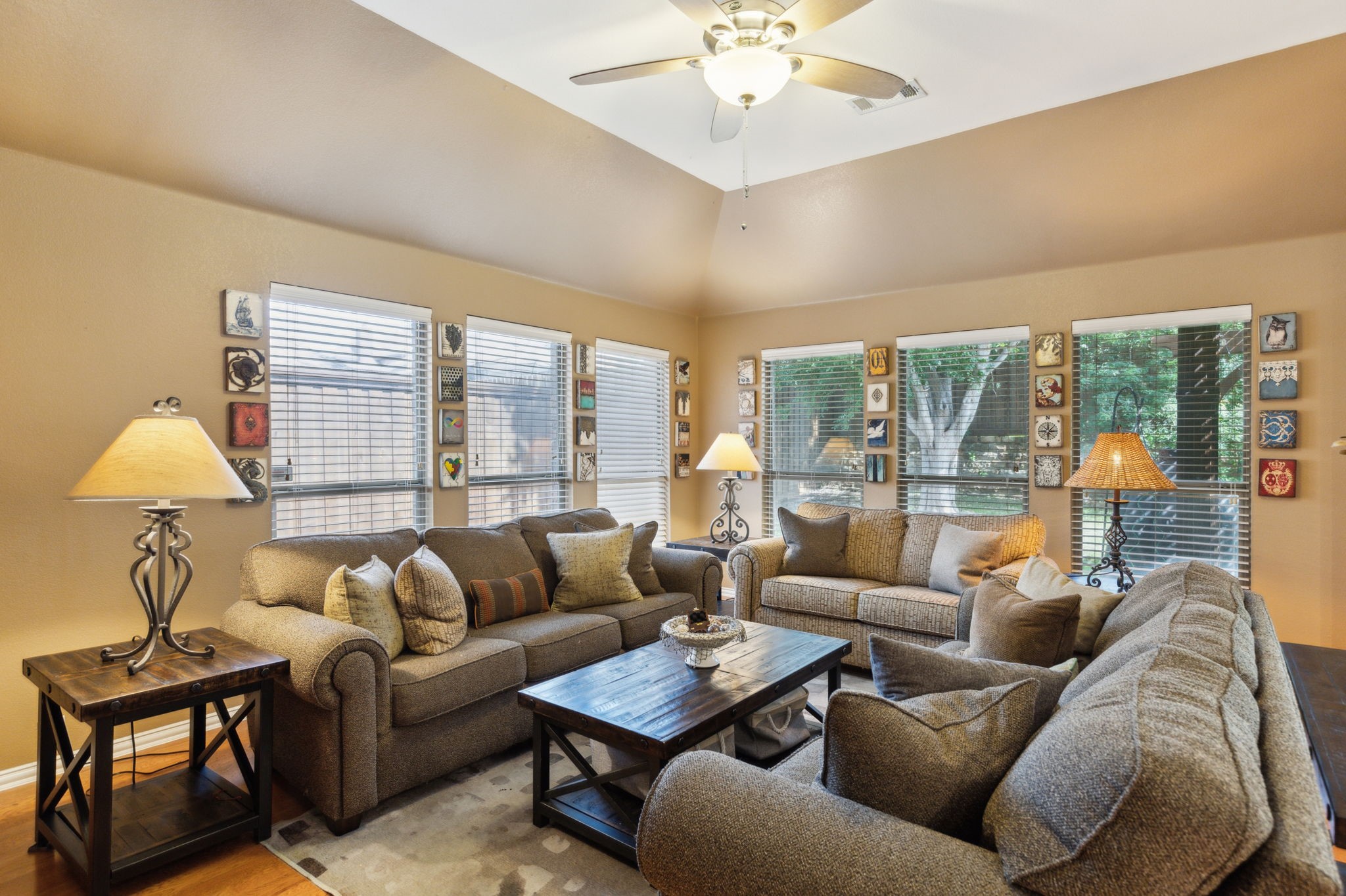2449 Dove Creek Drive