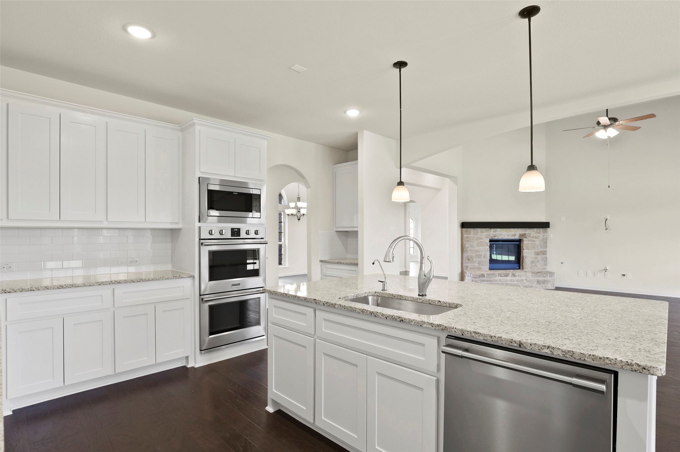 601 Winslow Lane
