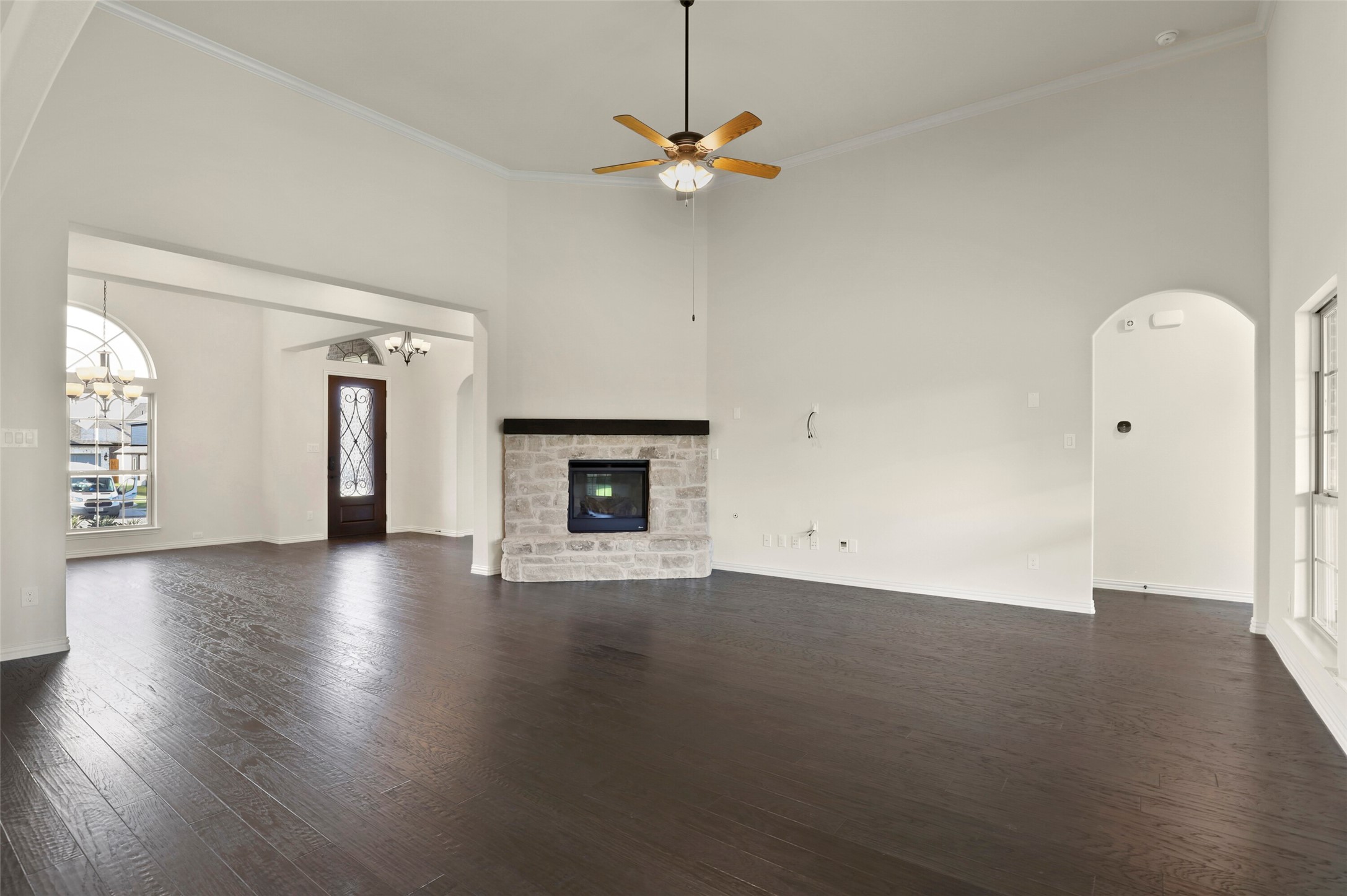 601 Winslow Lane