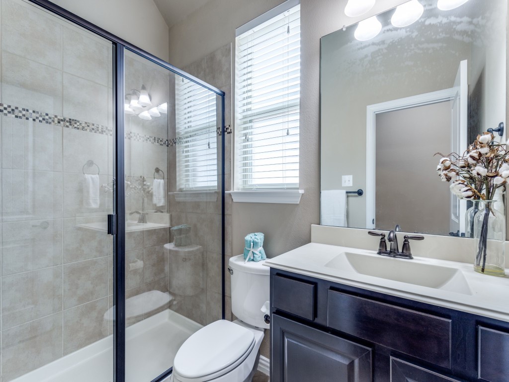 1329 Poplar Drive