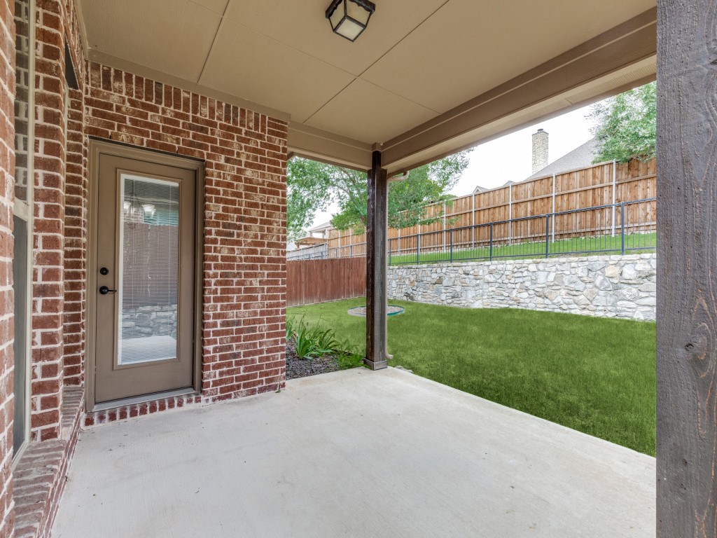 1329 Poplar Drive