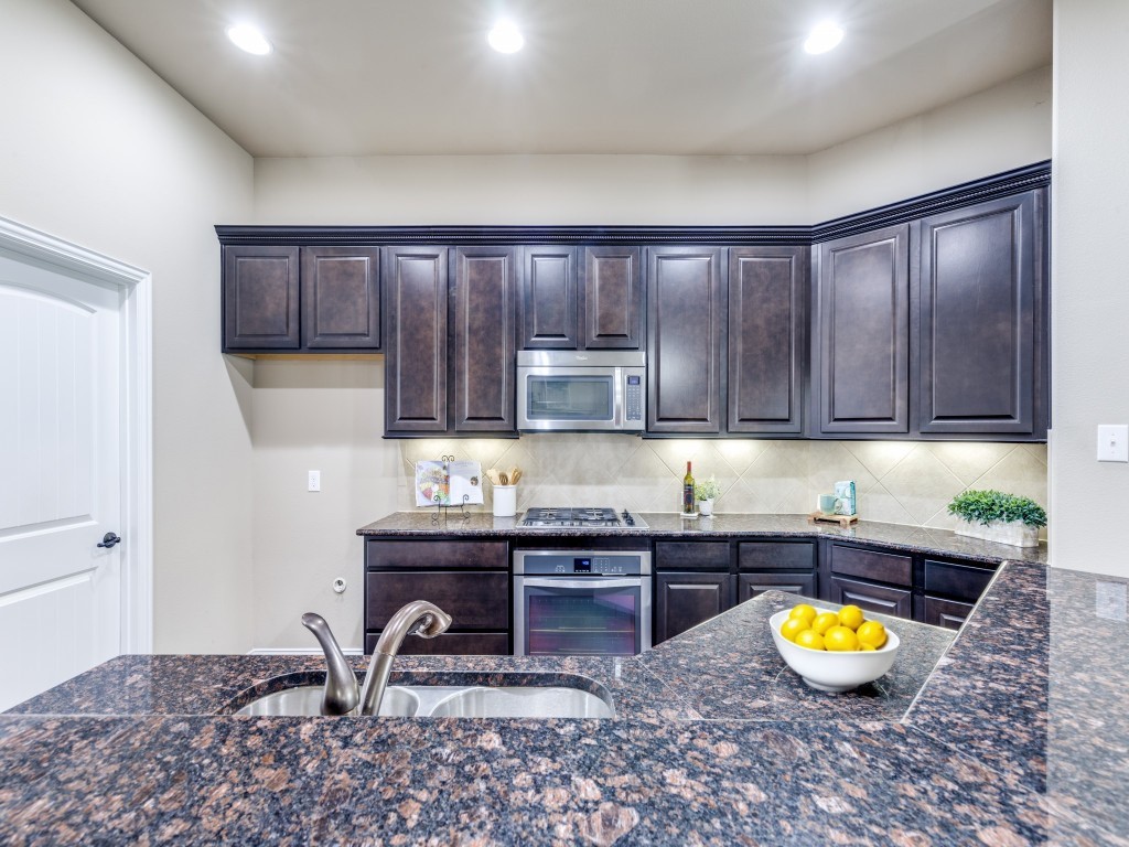 1329 Poplar Drive