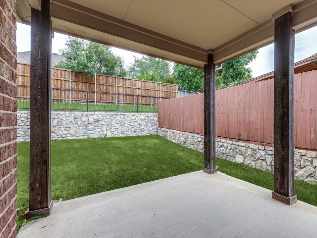 1329 Poplar Drive