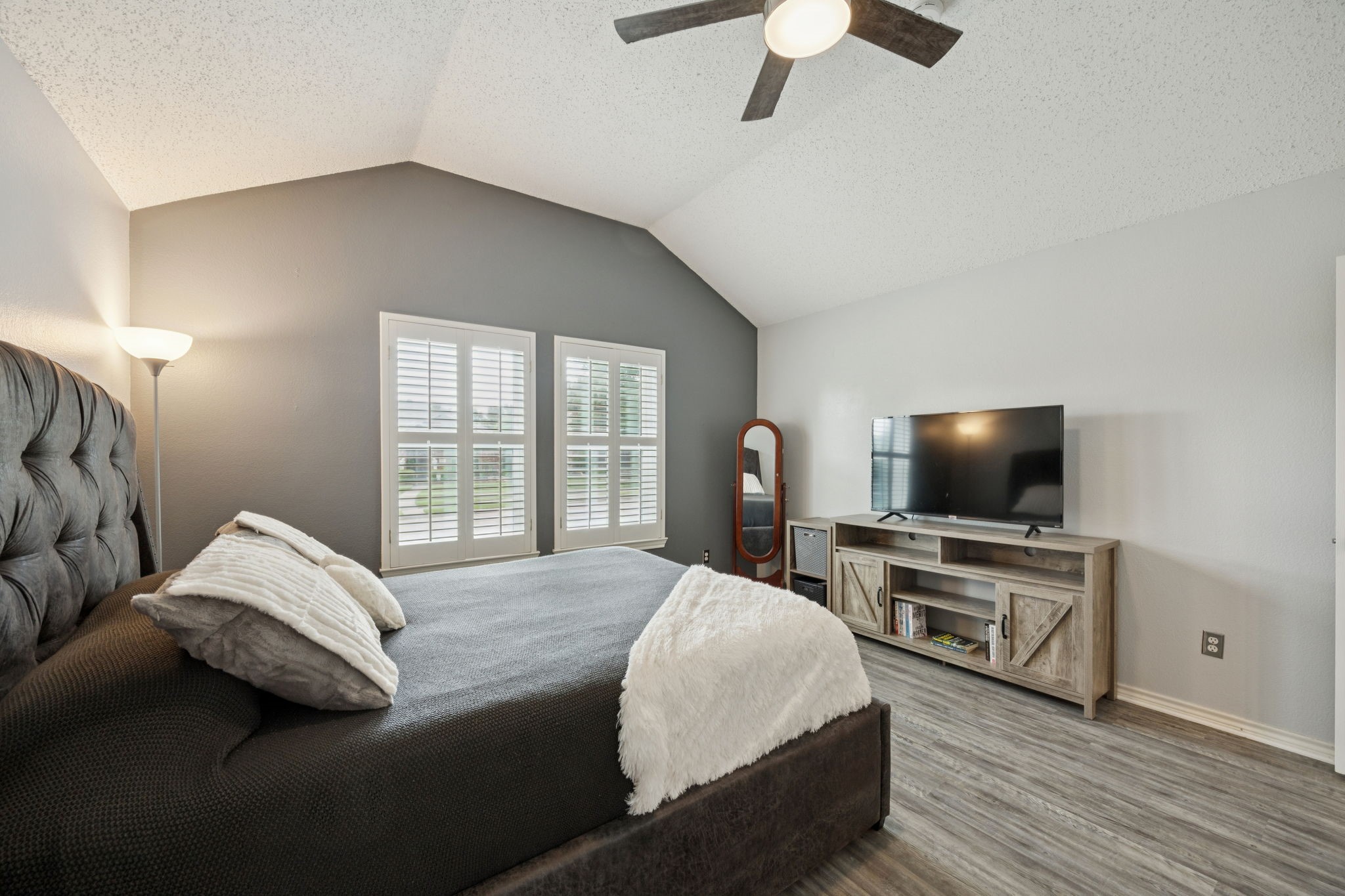 11808 Port Road