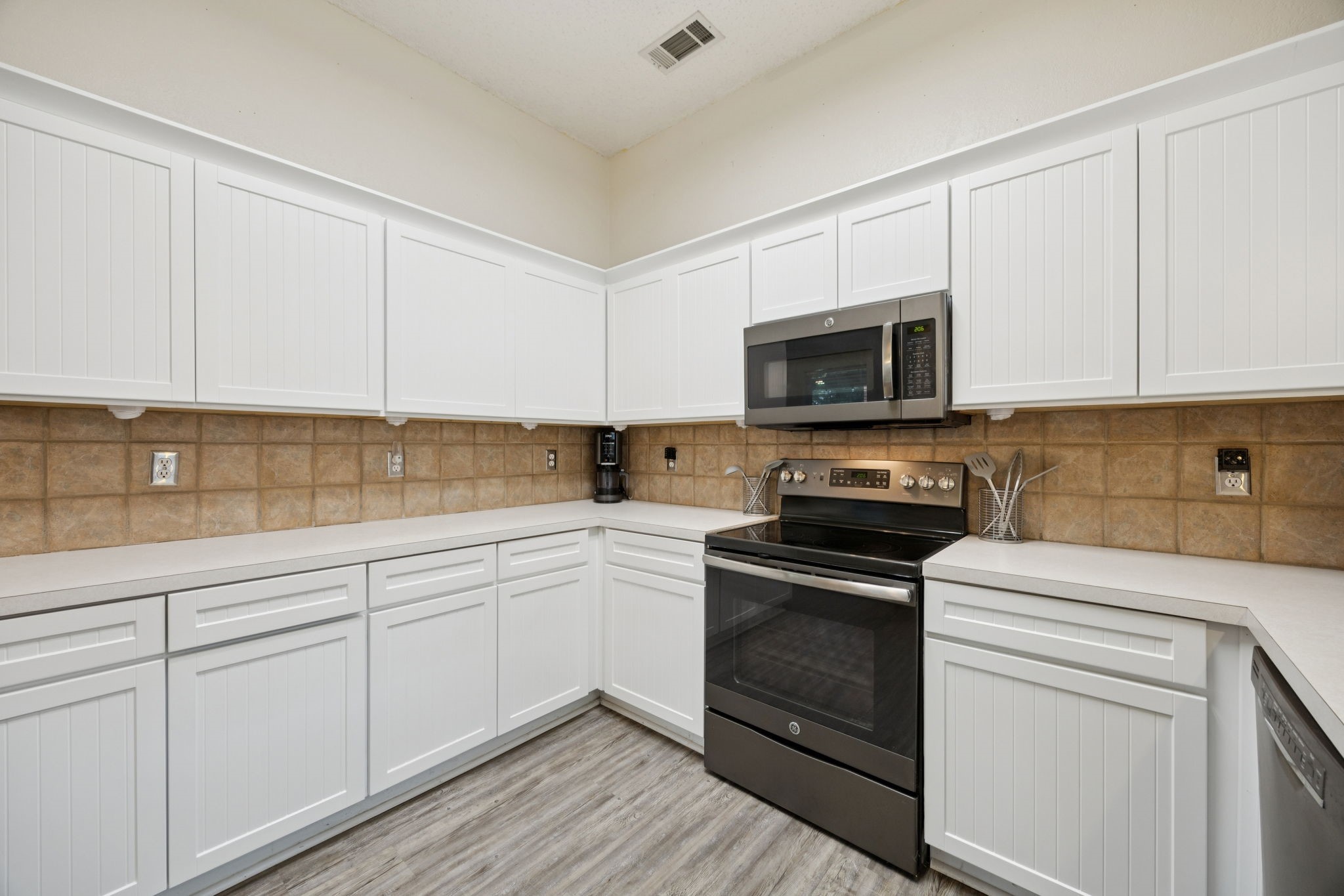 11808 Port Road
