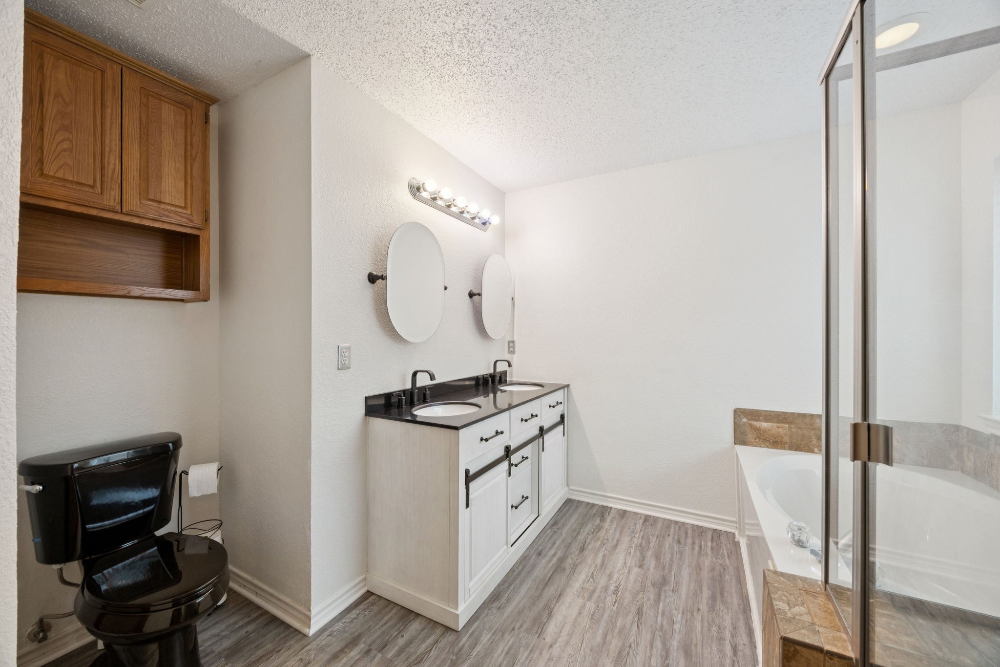 11808 Port Road