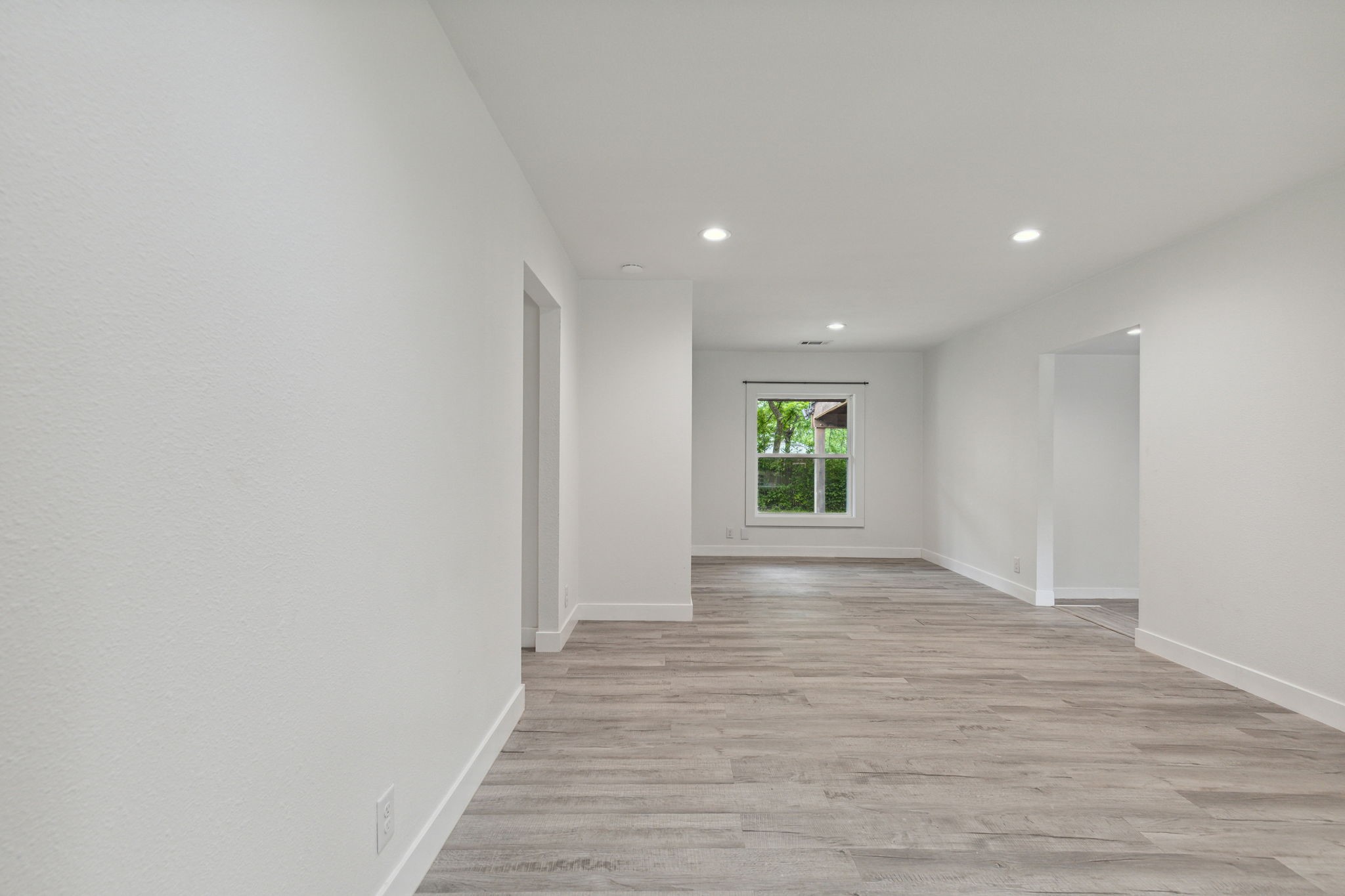 2203 Glenwood Lane