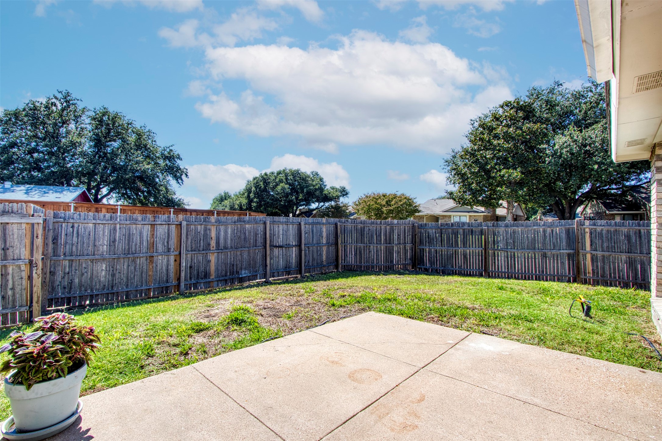 1712 California Trail