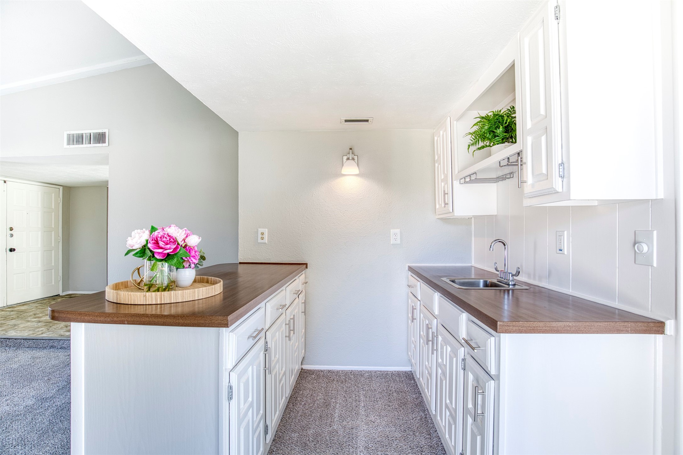 1712 California Trail