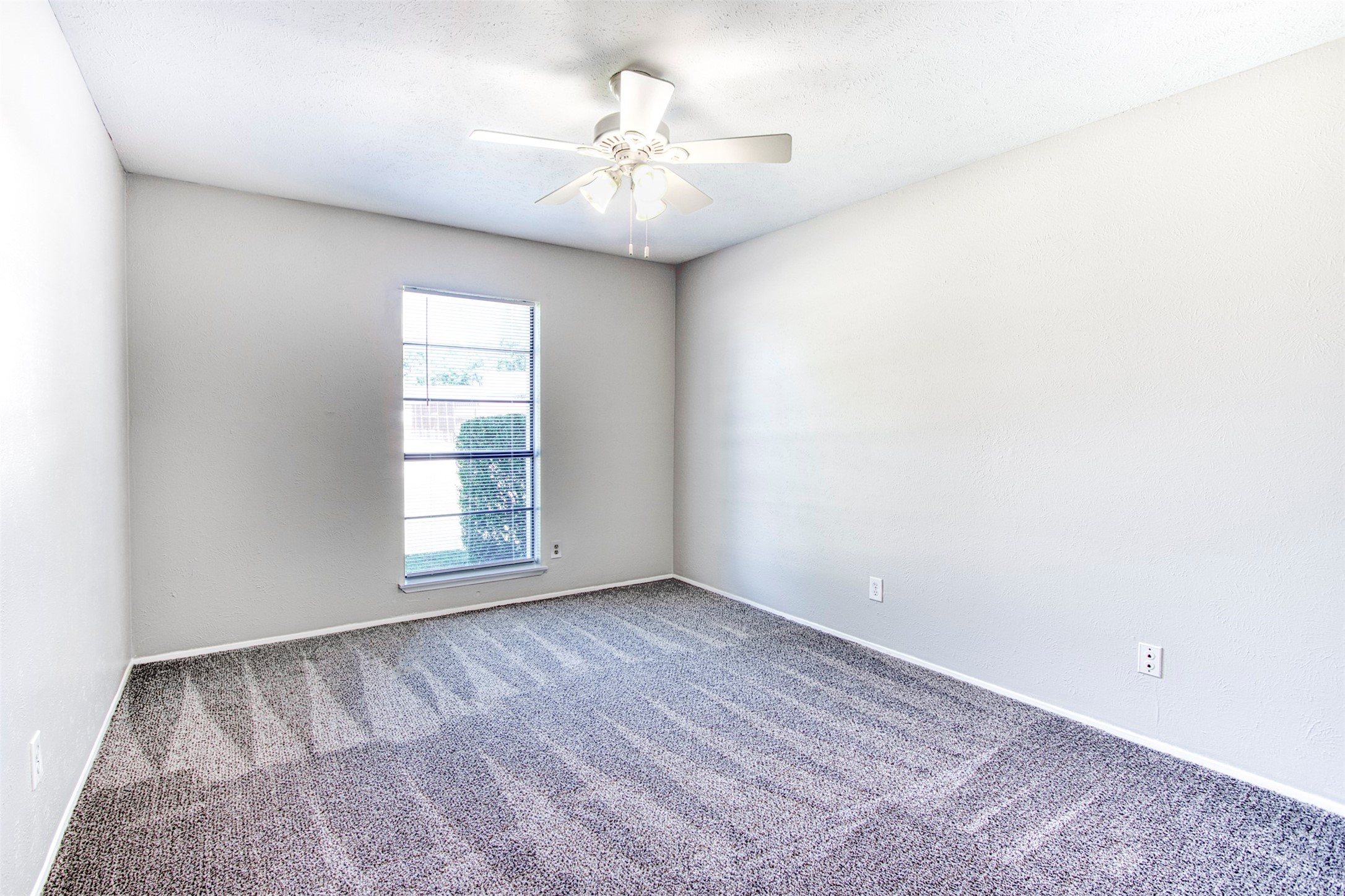 1712 California Trail