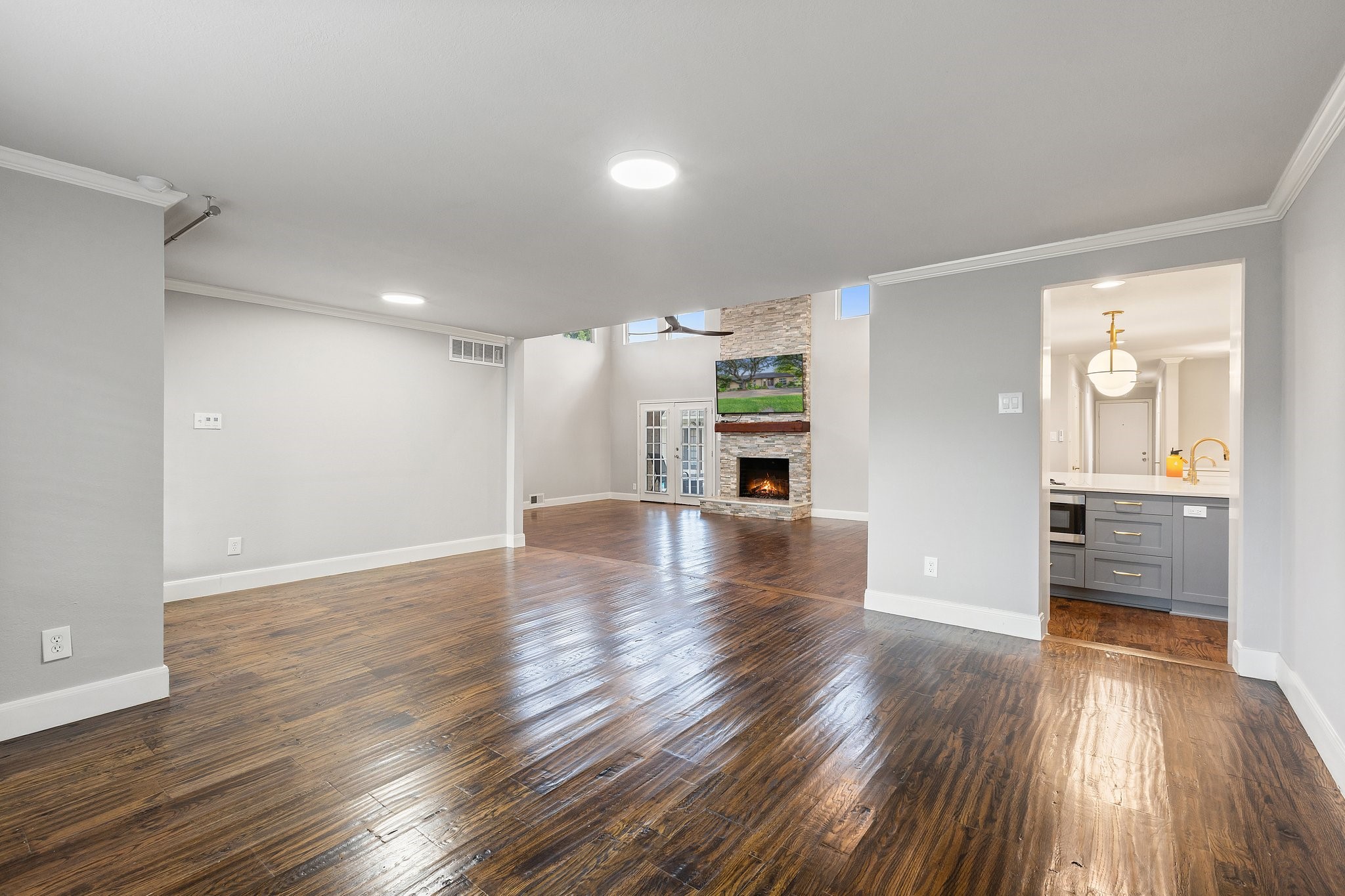 6108 Highgate Lane
