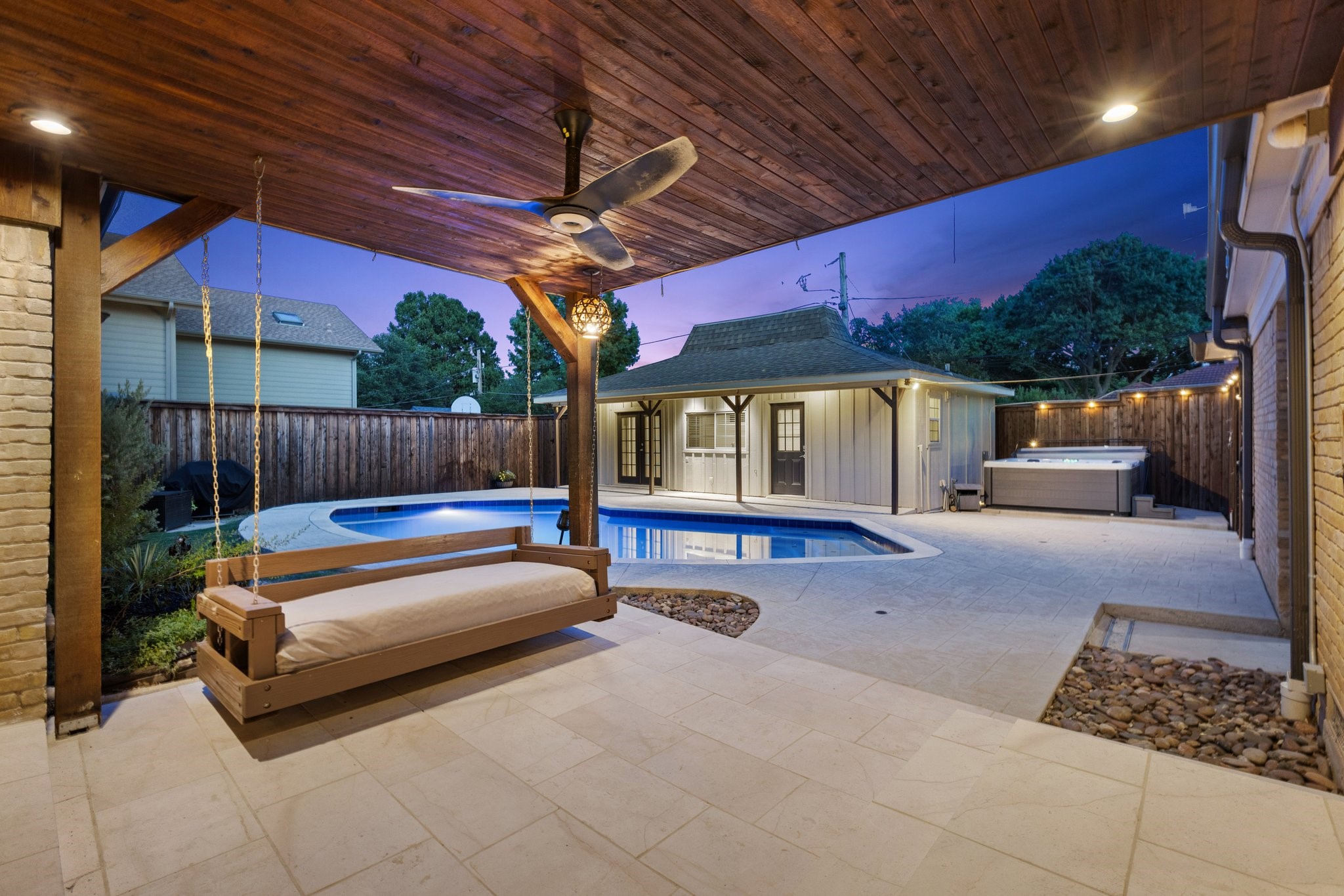 6108 Highgate Lane