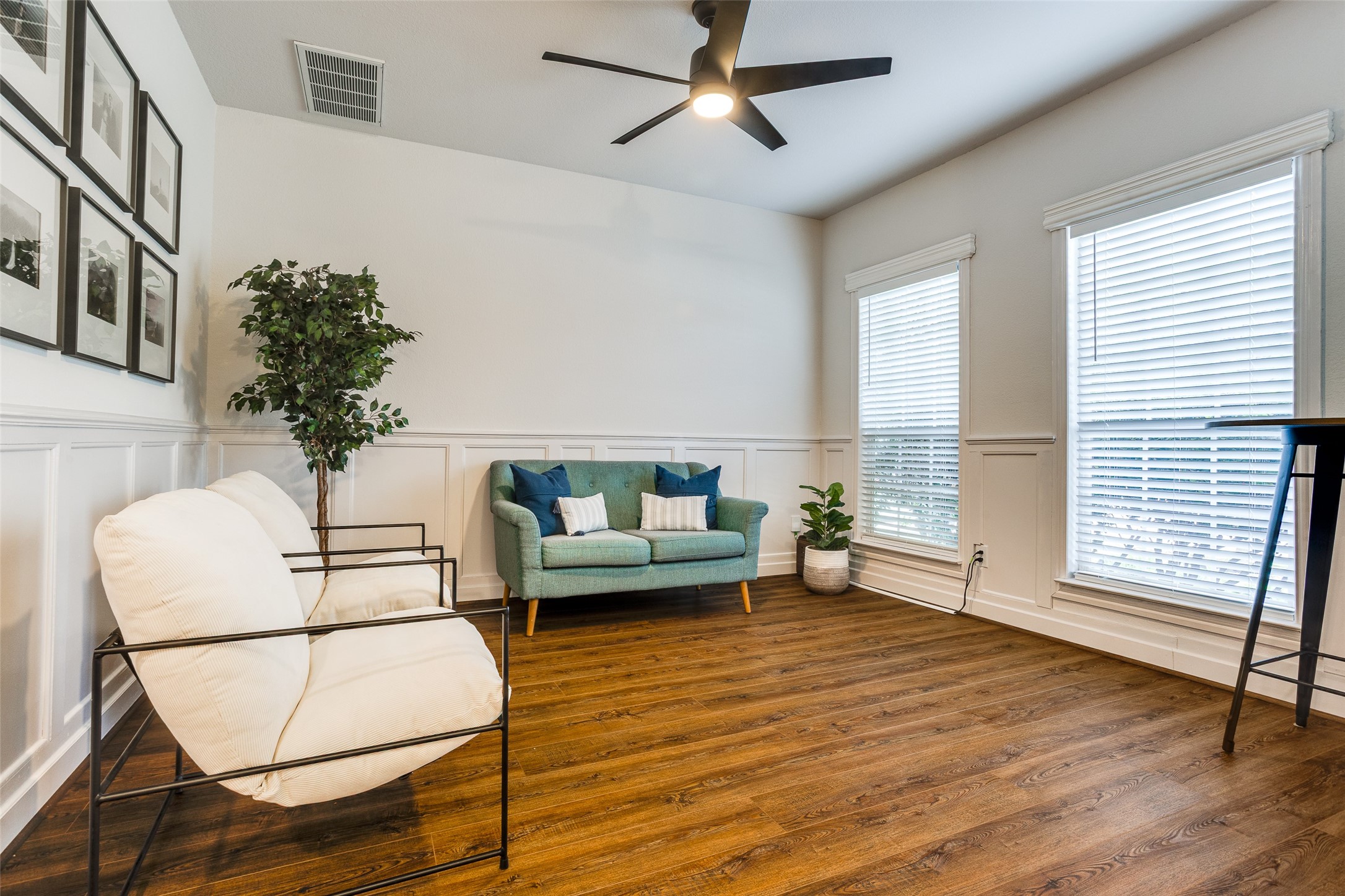 9816 Hedge Bell Drive
