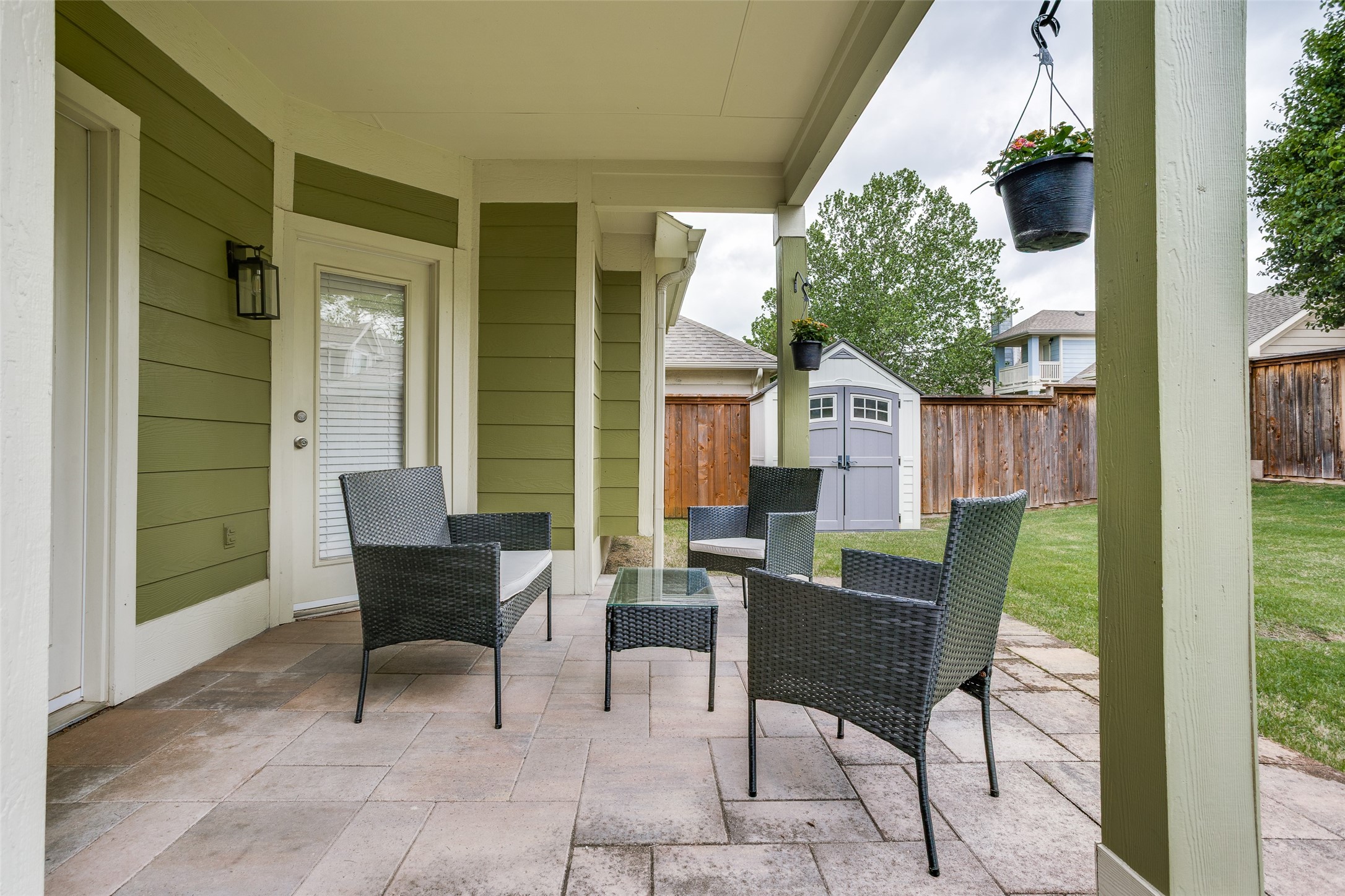 9816 Hedge Bell Drive