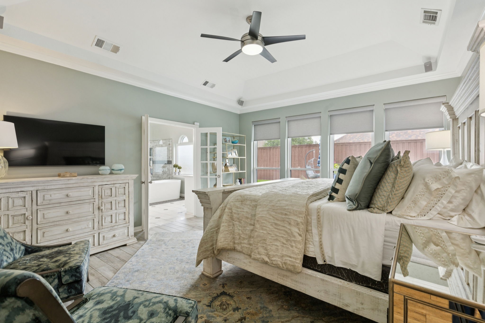 3929 Hearst Castle Way