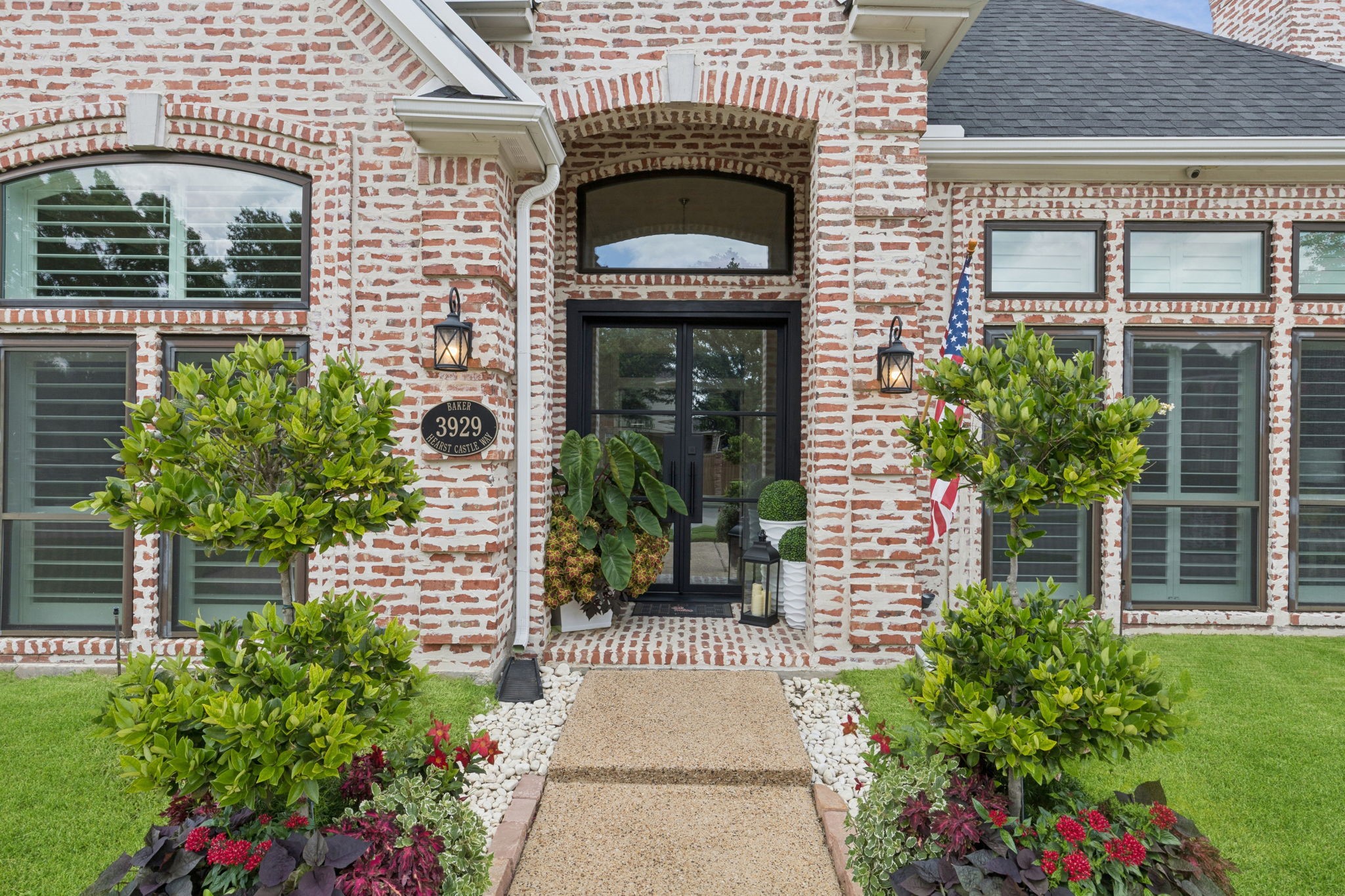 3929 Hearst Castle Way