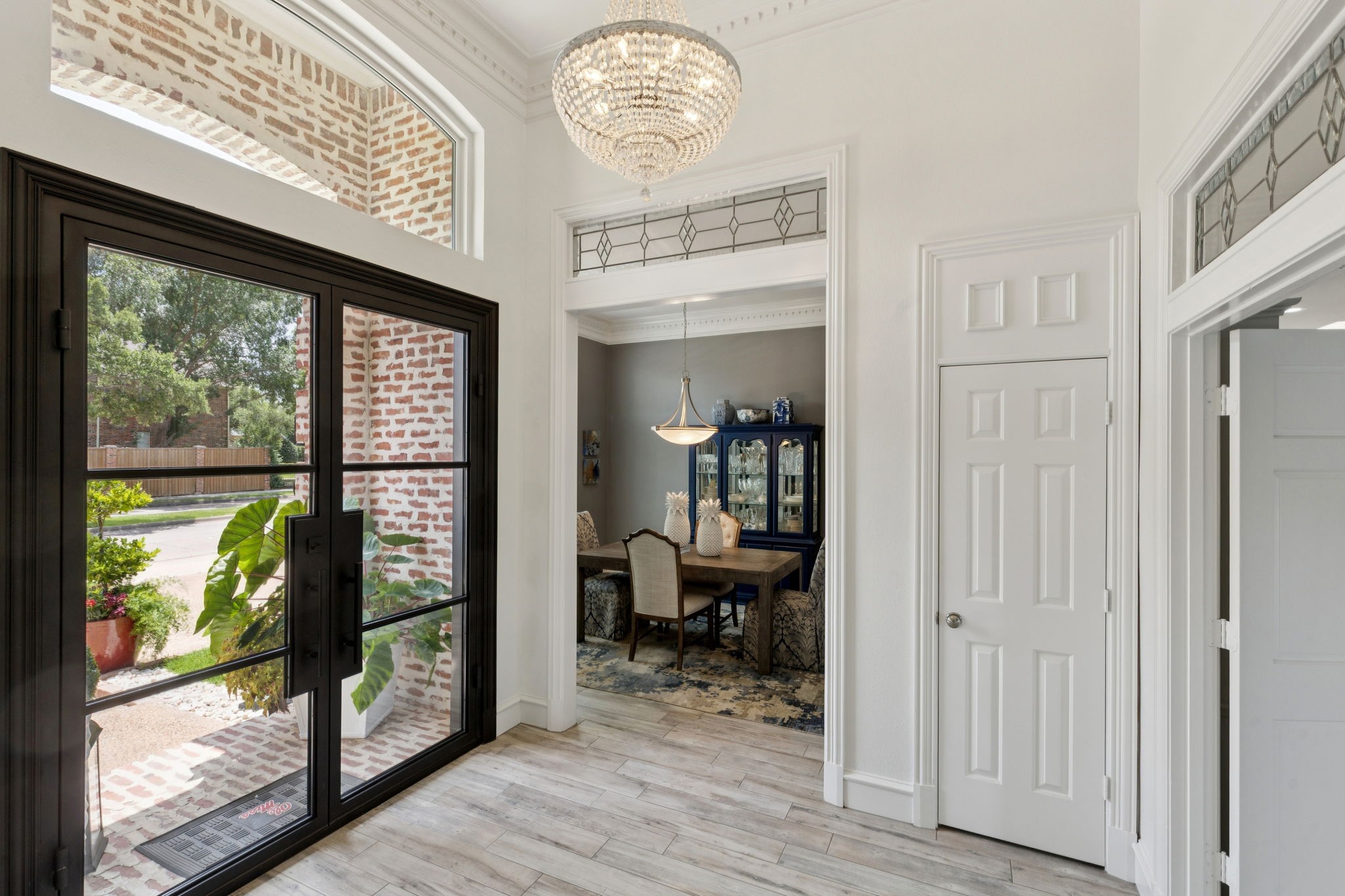 3929 Hearst Castle Way