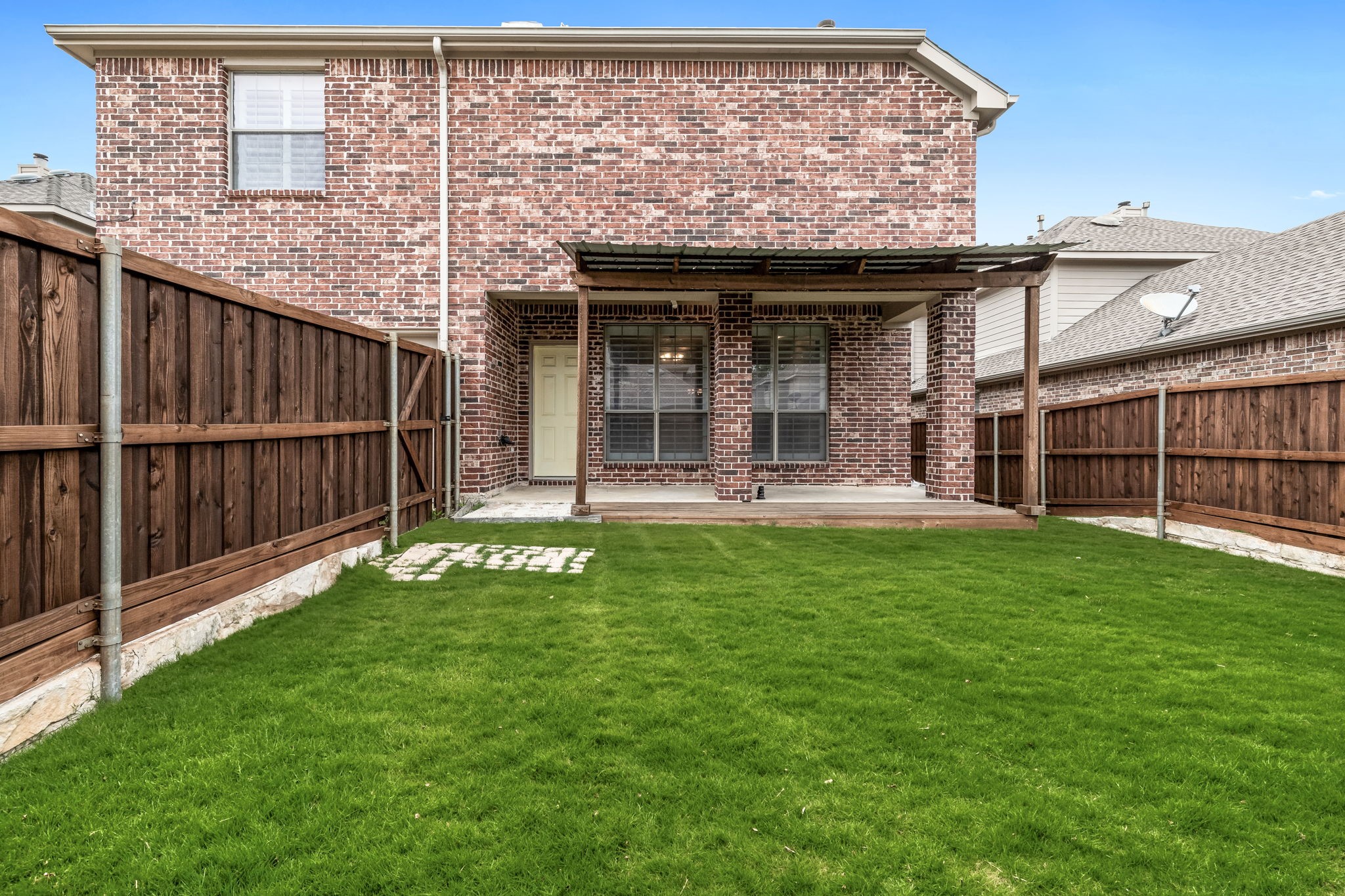 2727 Breezy Point Lane