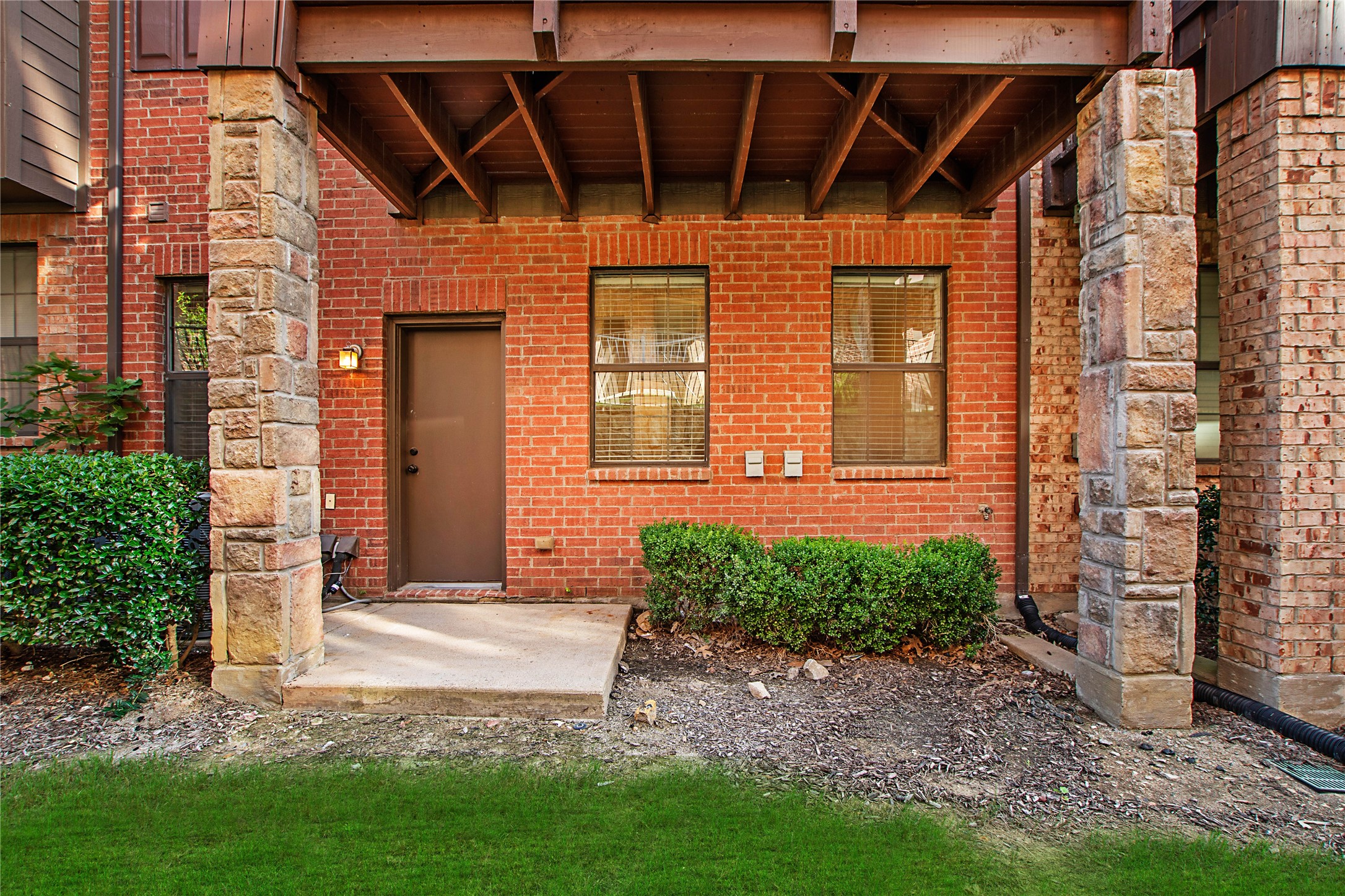 1511 Biltmore Lane