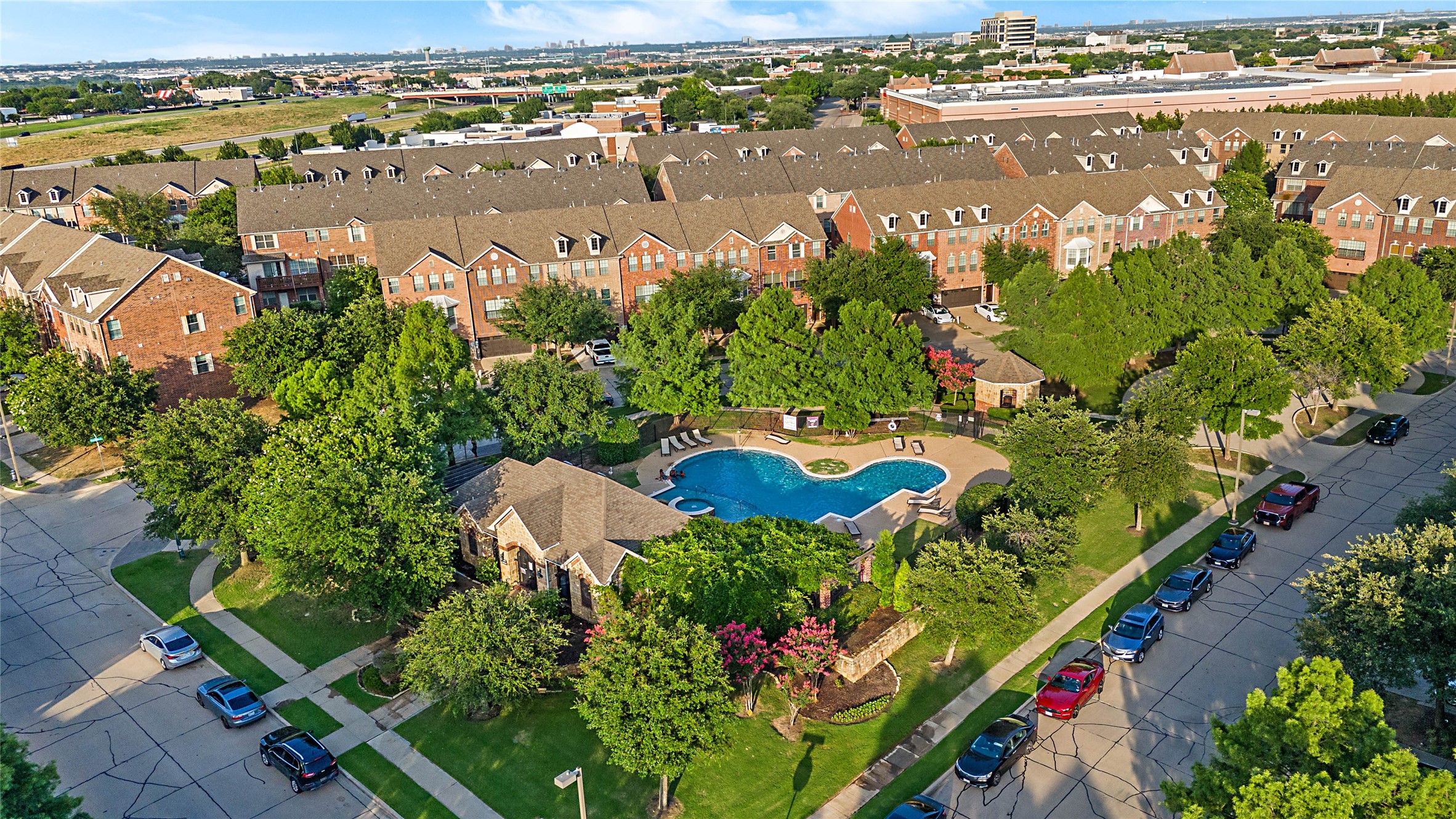 1511 Biltmore Lane