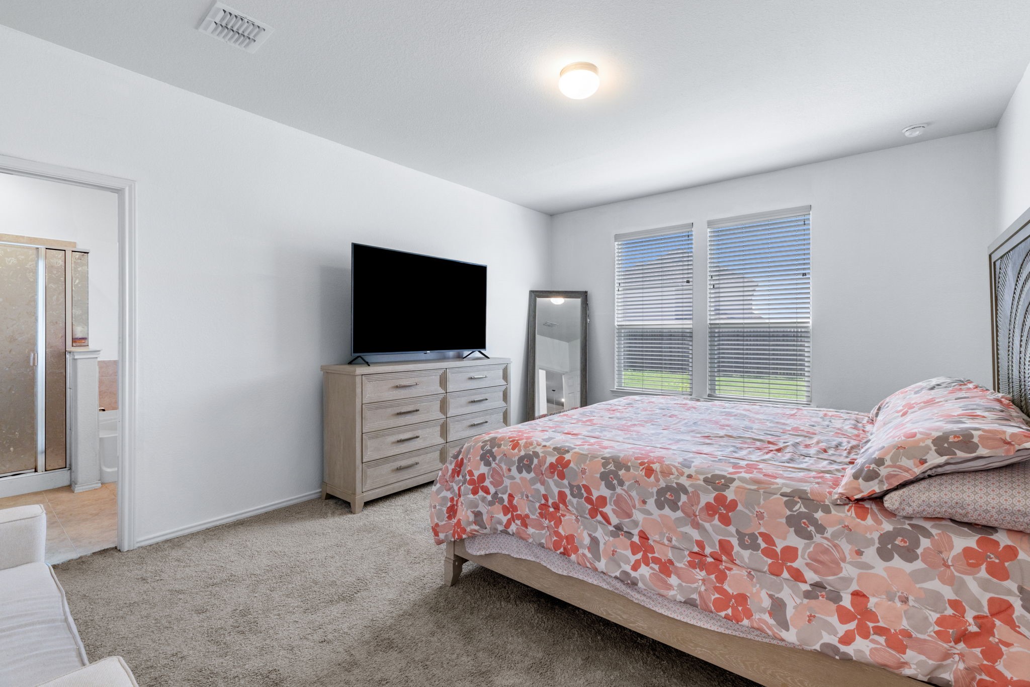 2913 Cash Place