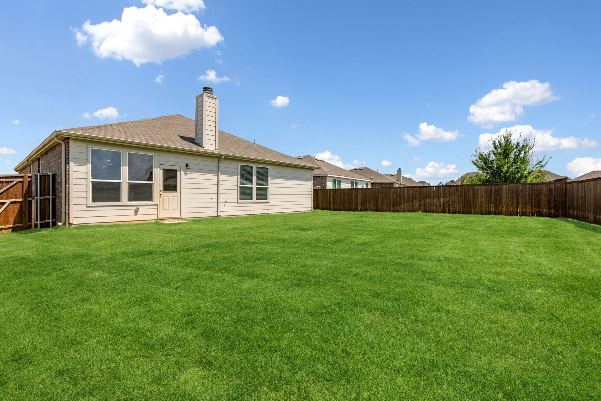 2913 Cash Place
