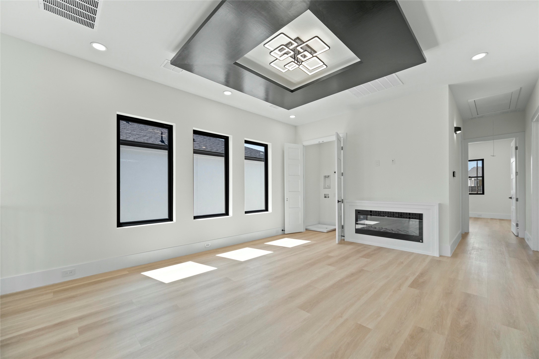 3404 Umyousef Court