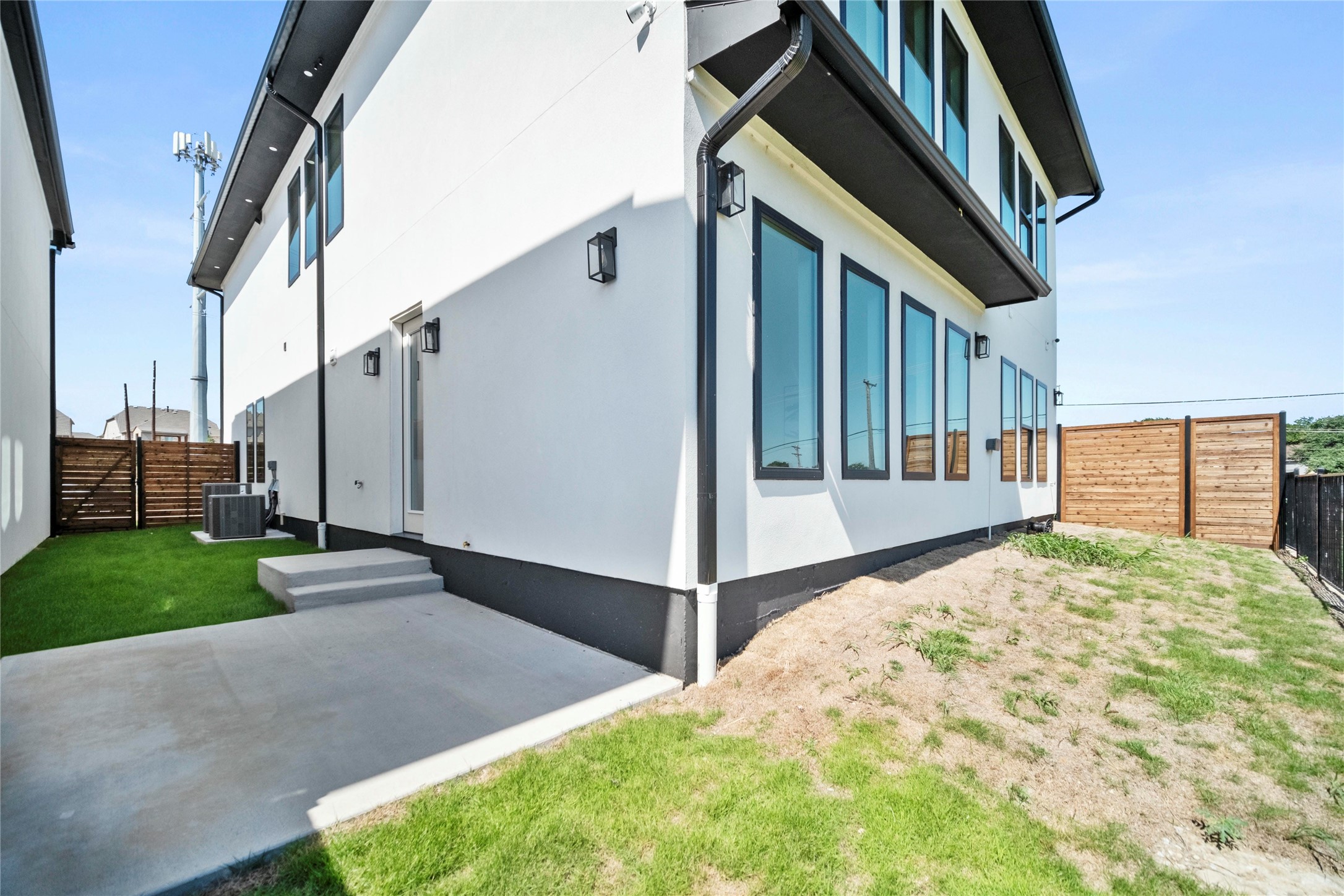 3404 Umyousef Court