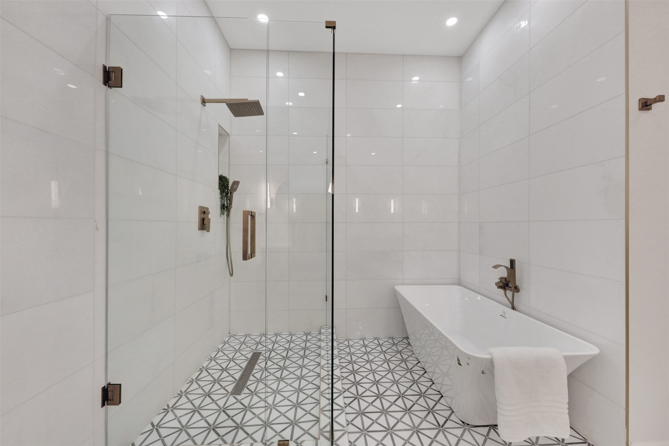 2633 Prestonwood Drive