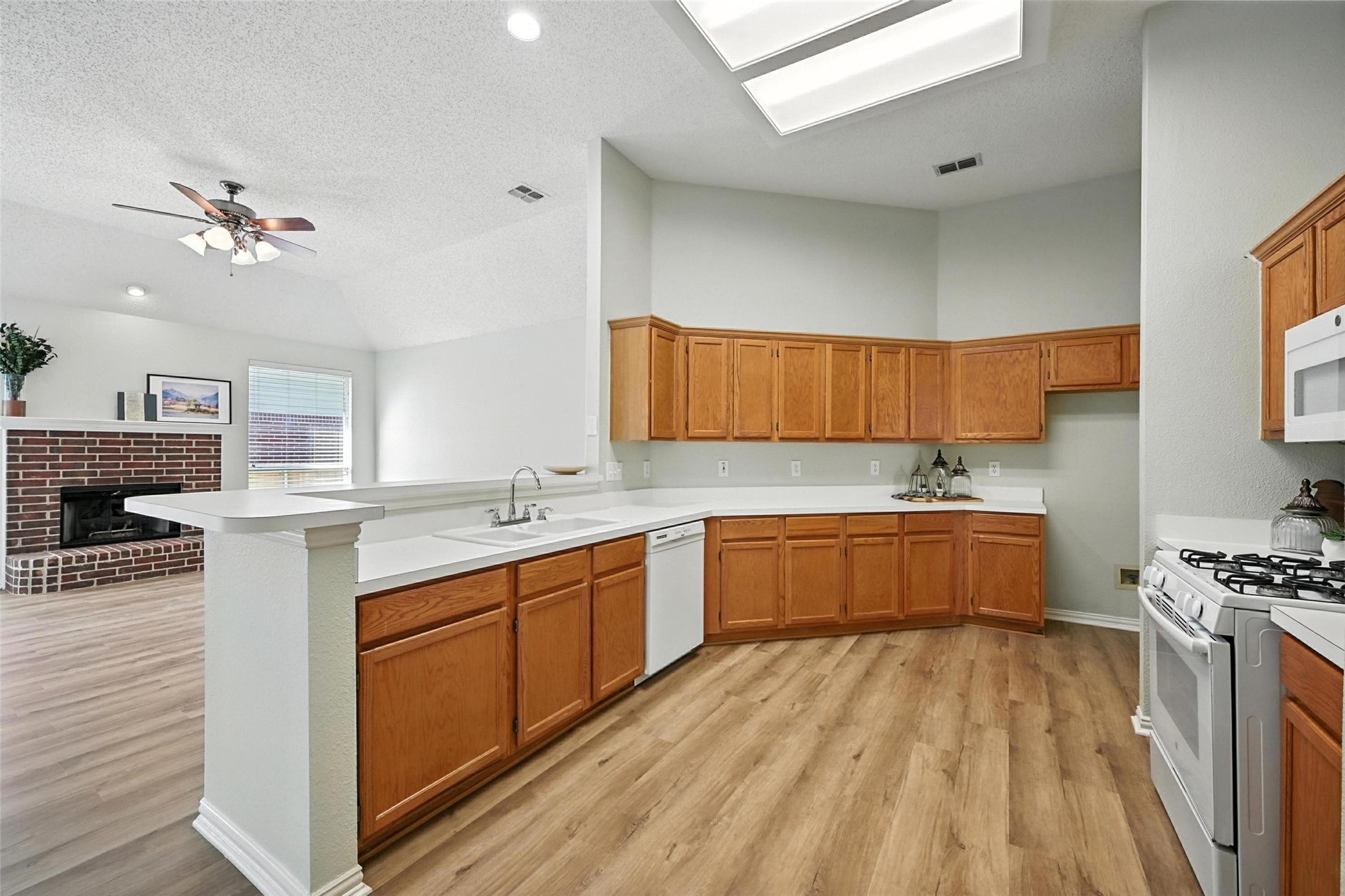 1375 Clear Creek Drive