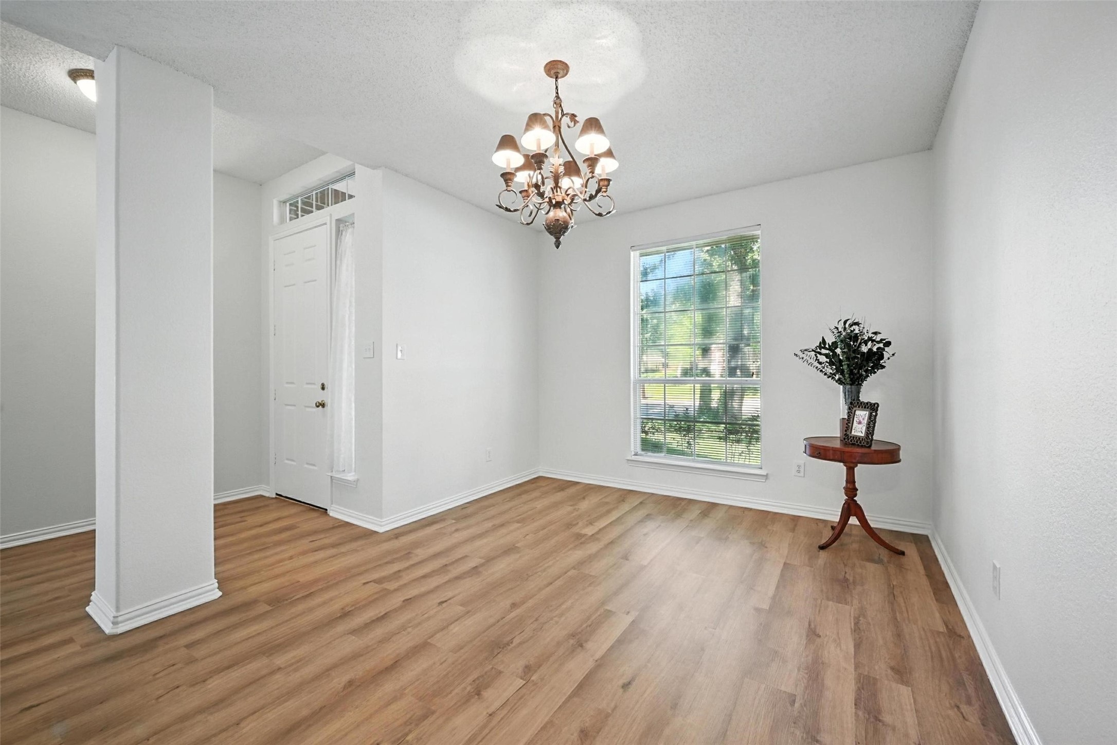 1375 Clear Creek Drive