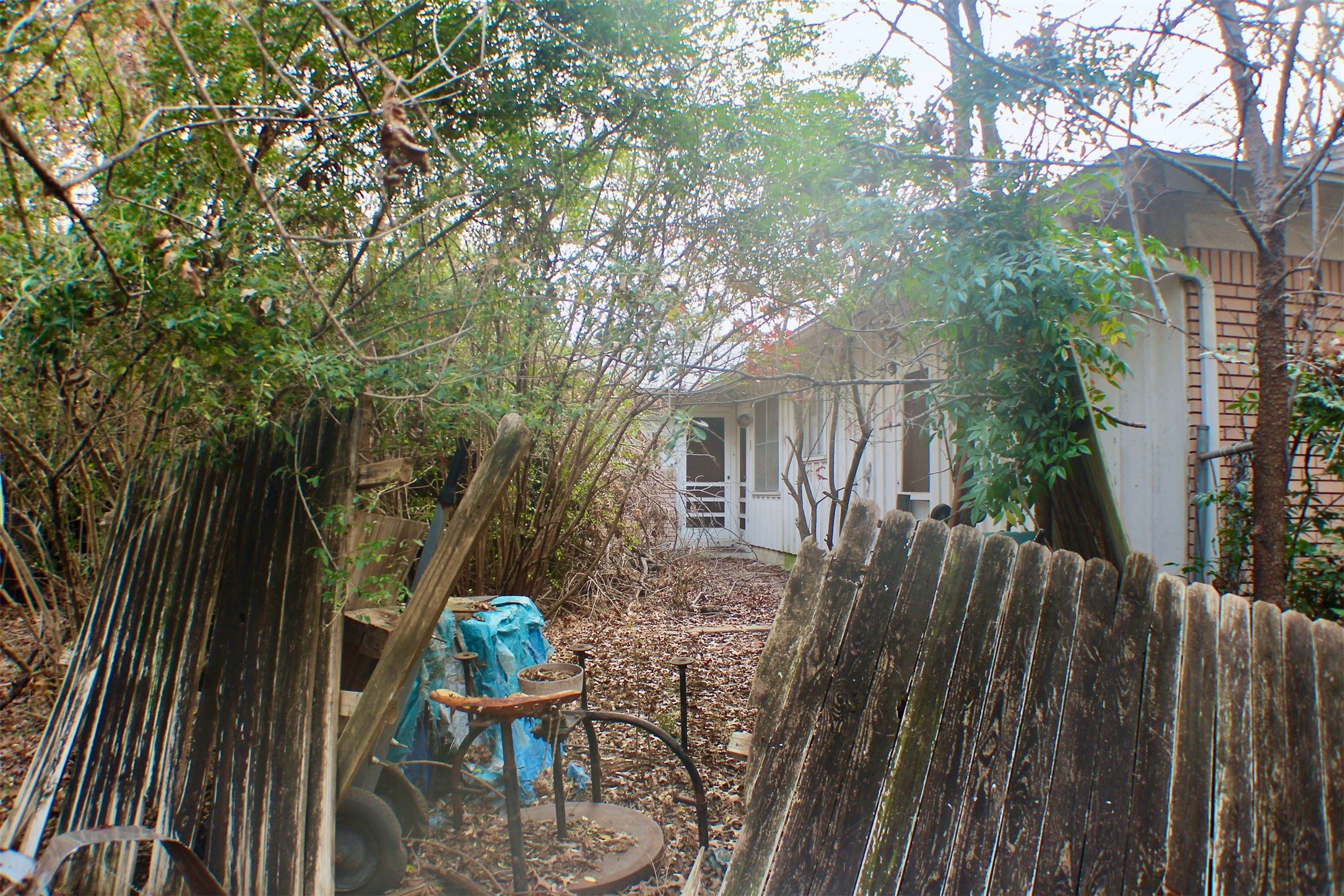 1725 Holt Street