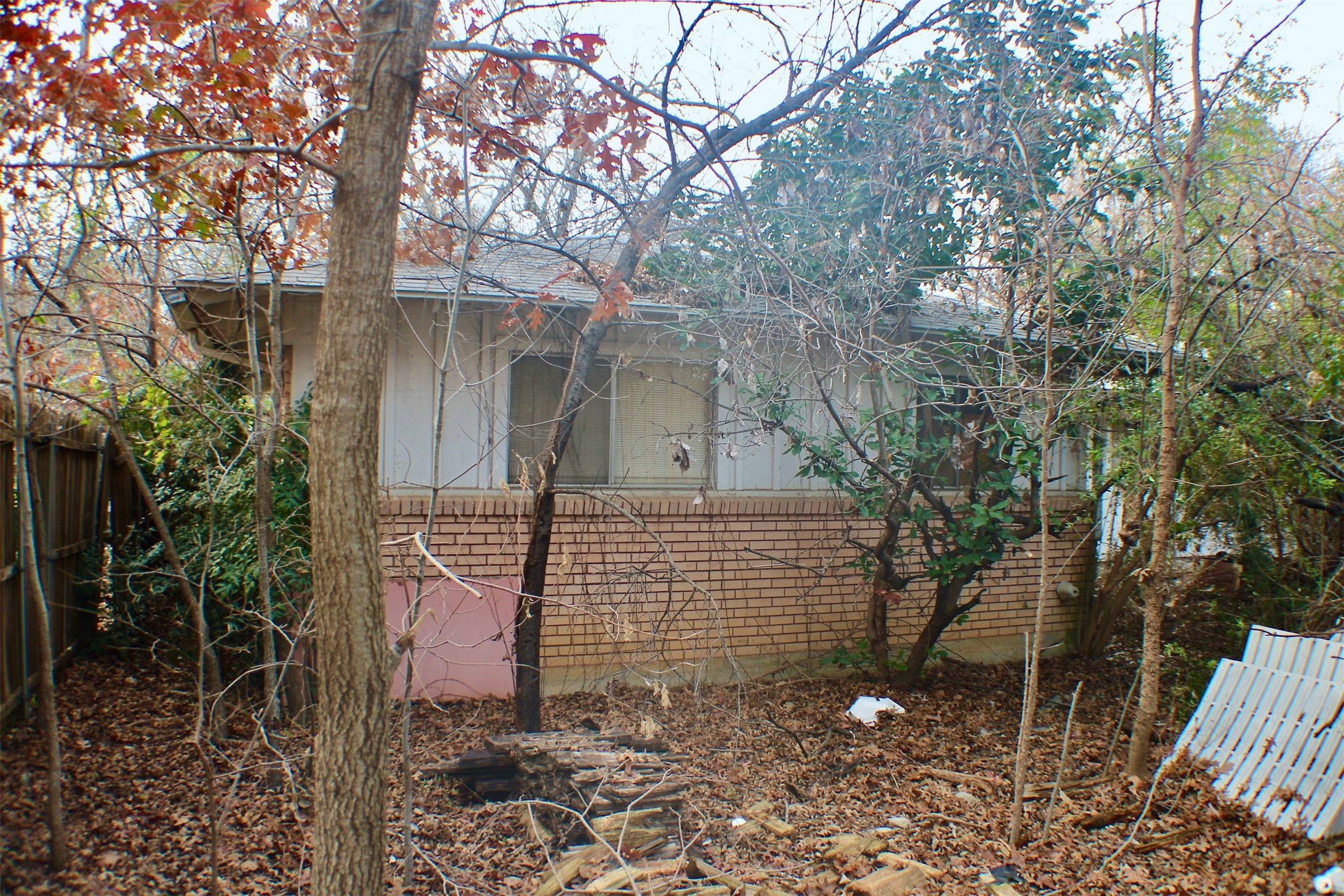 1725 Holt Street