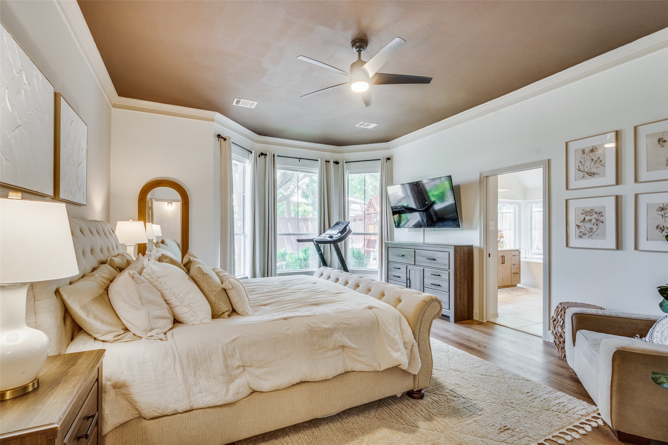 6012 Crimson Drive