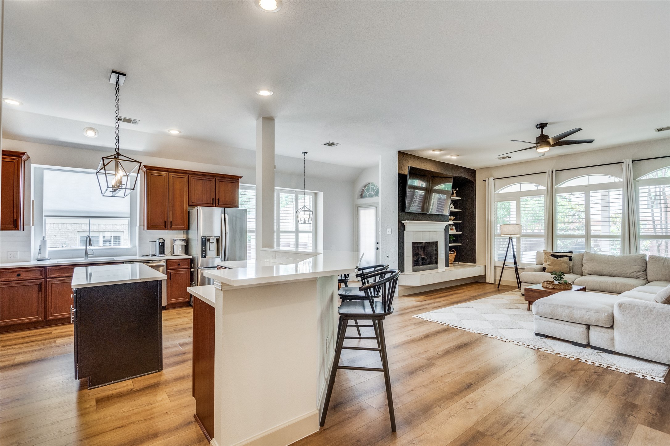 6012 Crimson Drive
