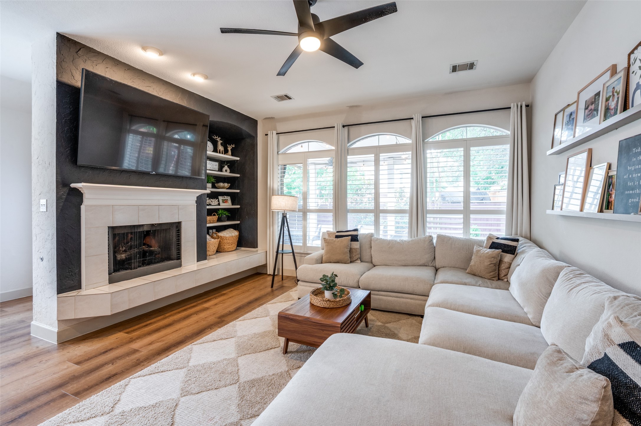 6012 Crimson Drive