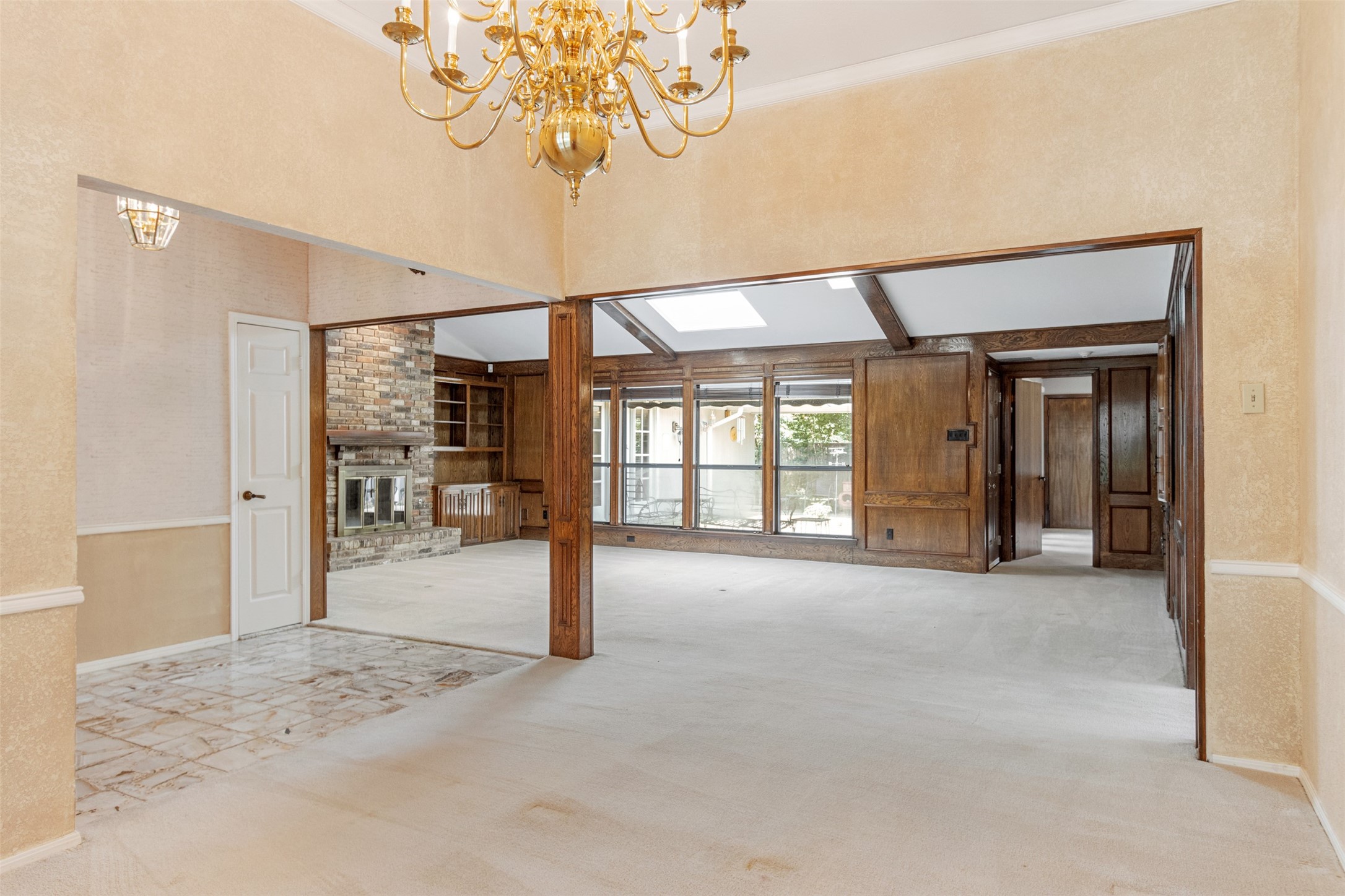 10009 Apple Creek Drive