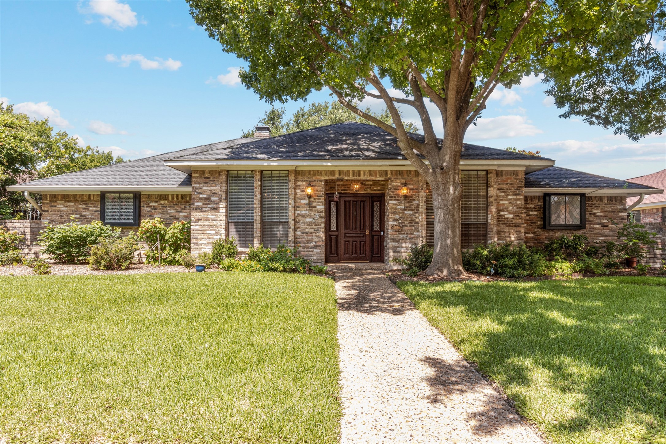 10009 Apple Creek Drive