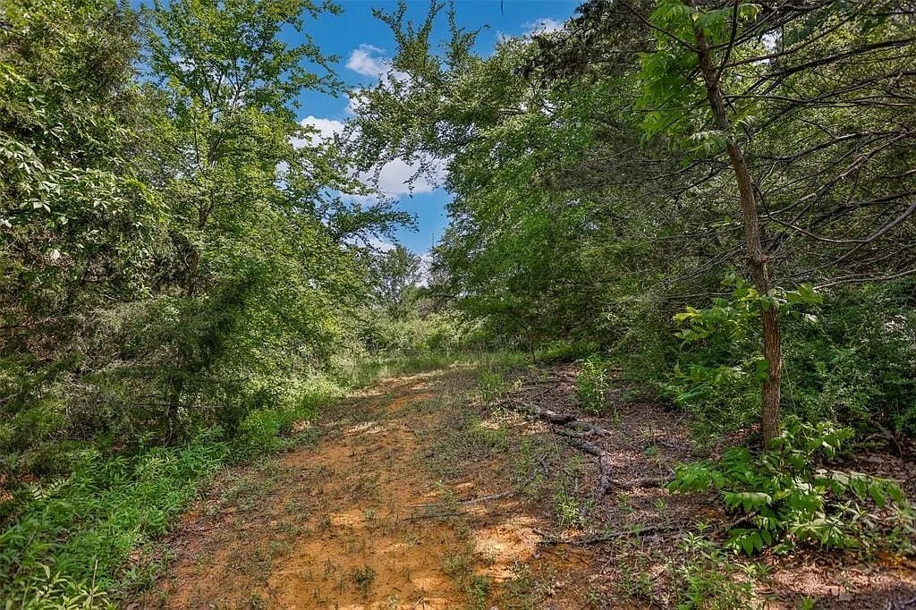 487 Cedar Bayou Boulevard