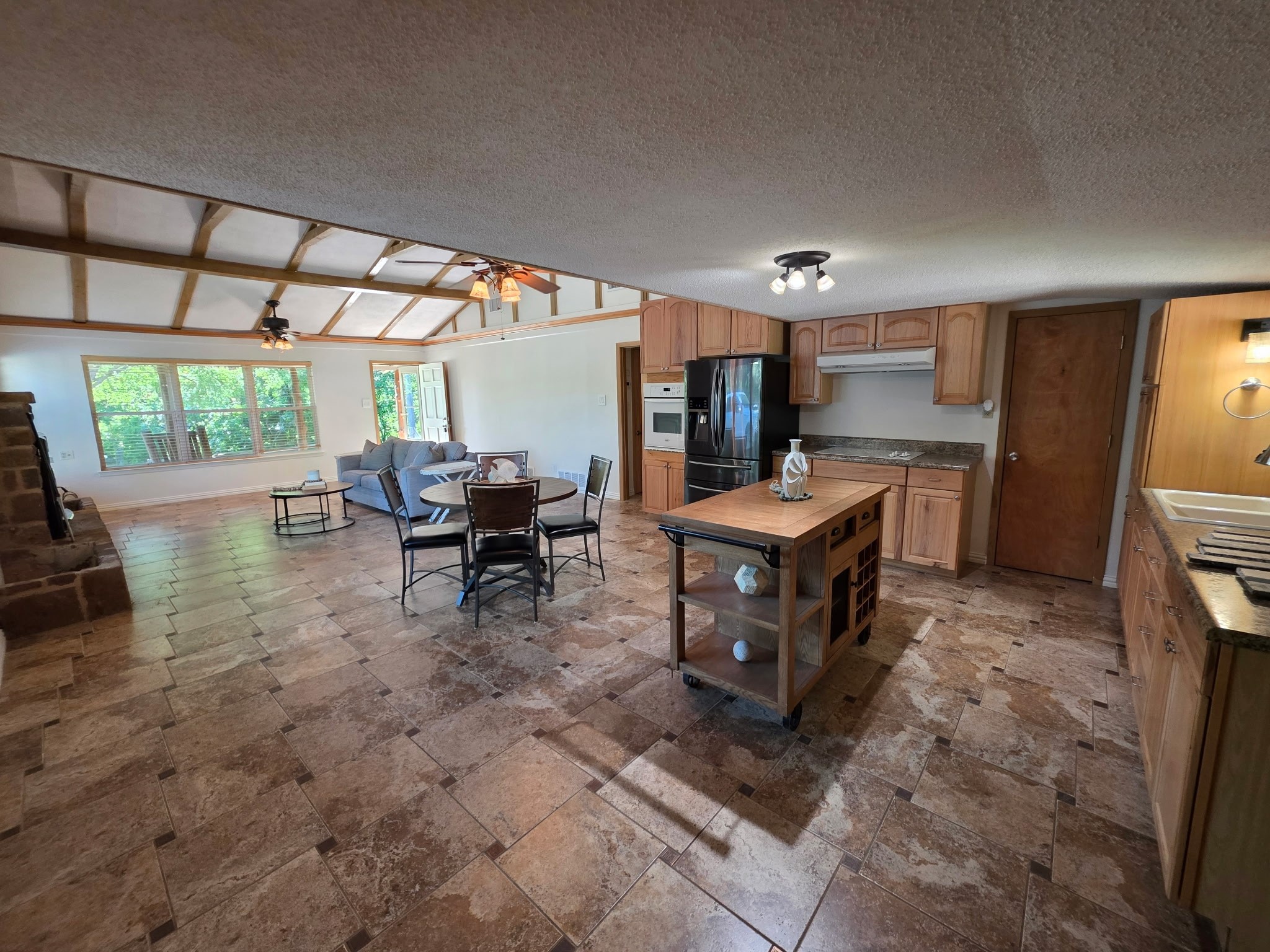 487 Cedar Bayou Boulevard